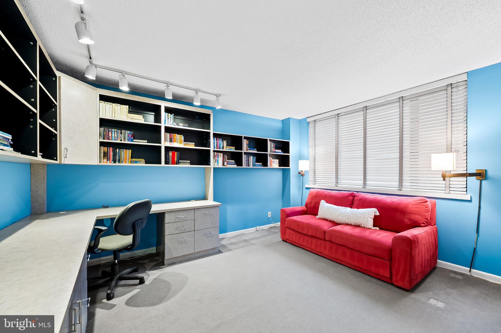 111 HAMLET HILL ROAD 1113