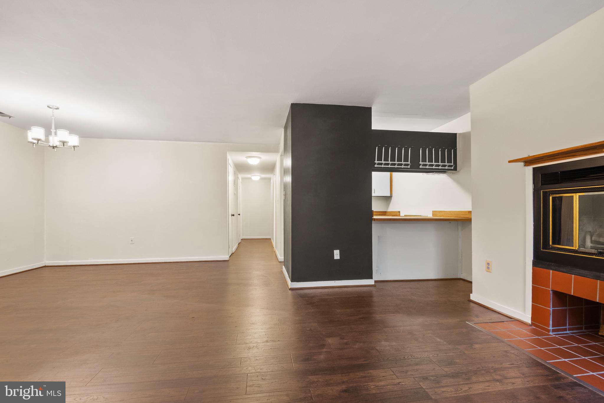 123 W CONWAY STREET R 58