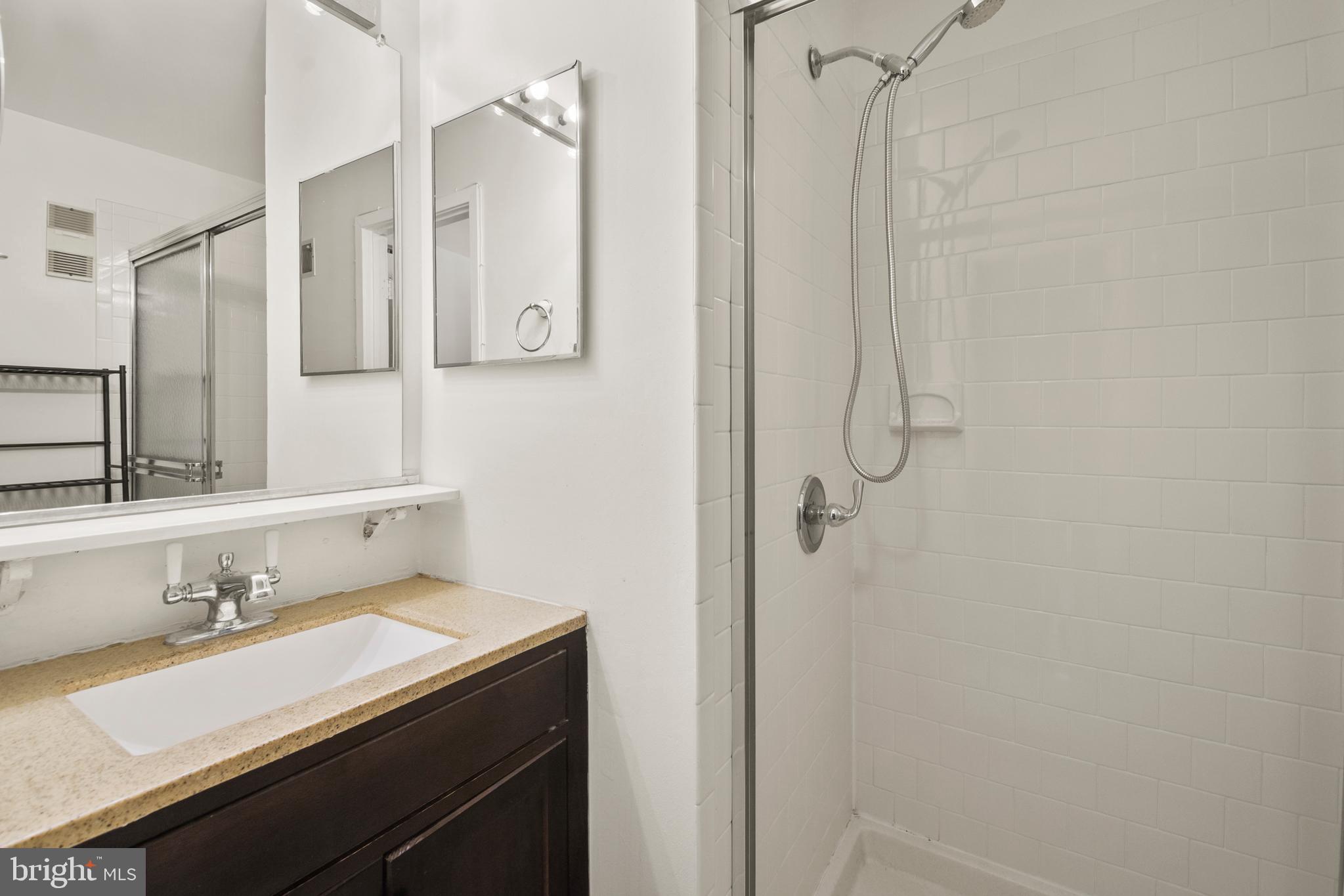 123 W CONWAY STREET R 58