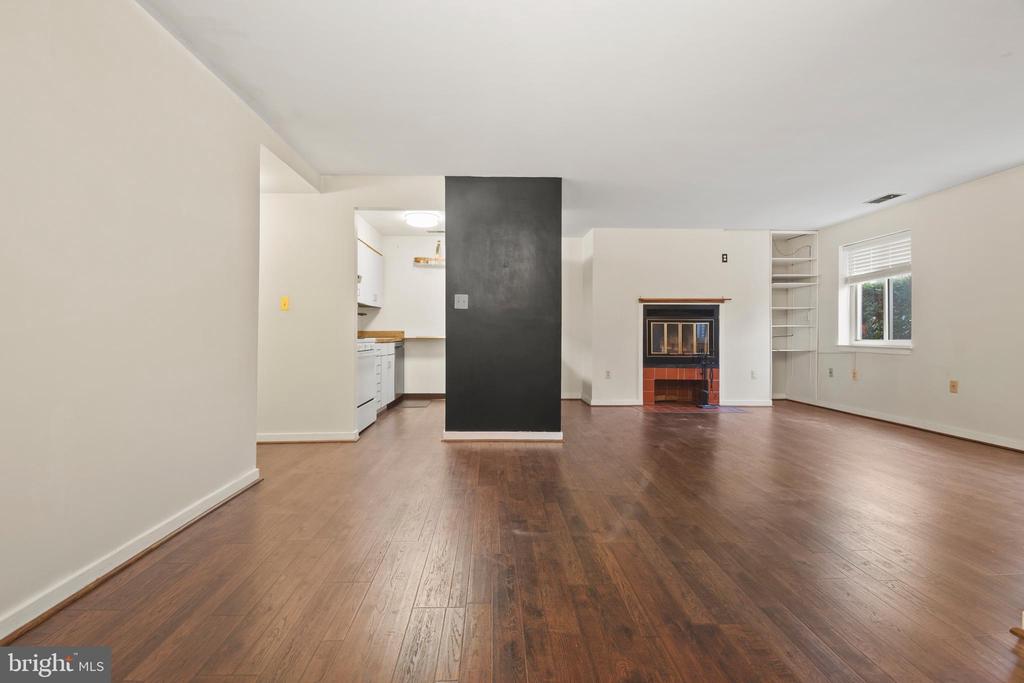 123 W CONWAY STREET R 58