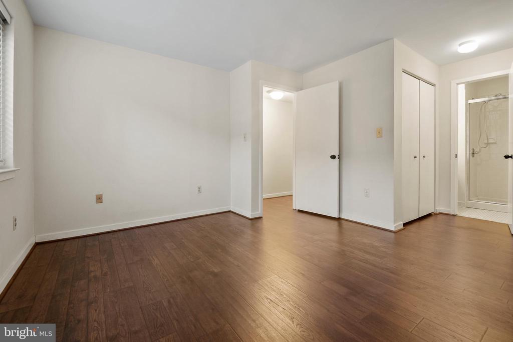 123 W CONWAY STREET R 58