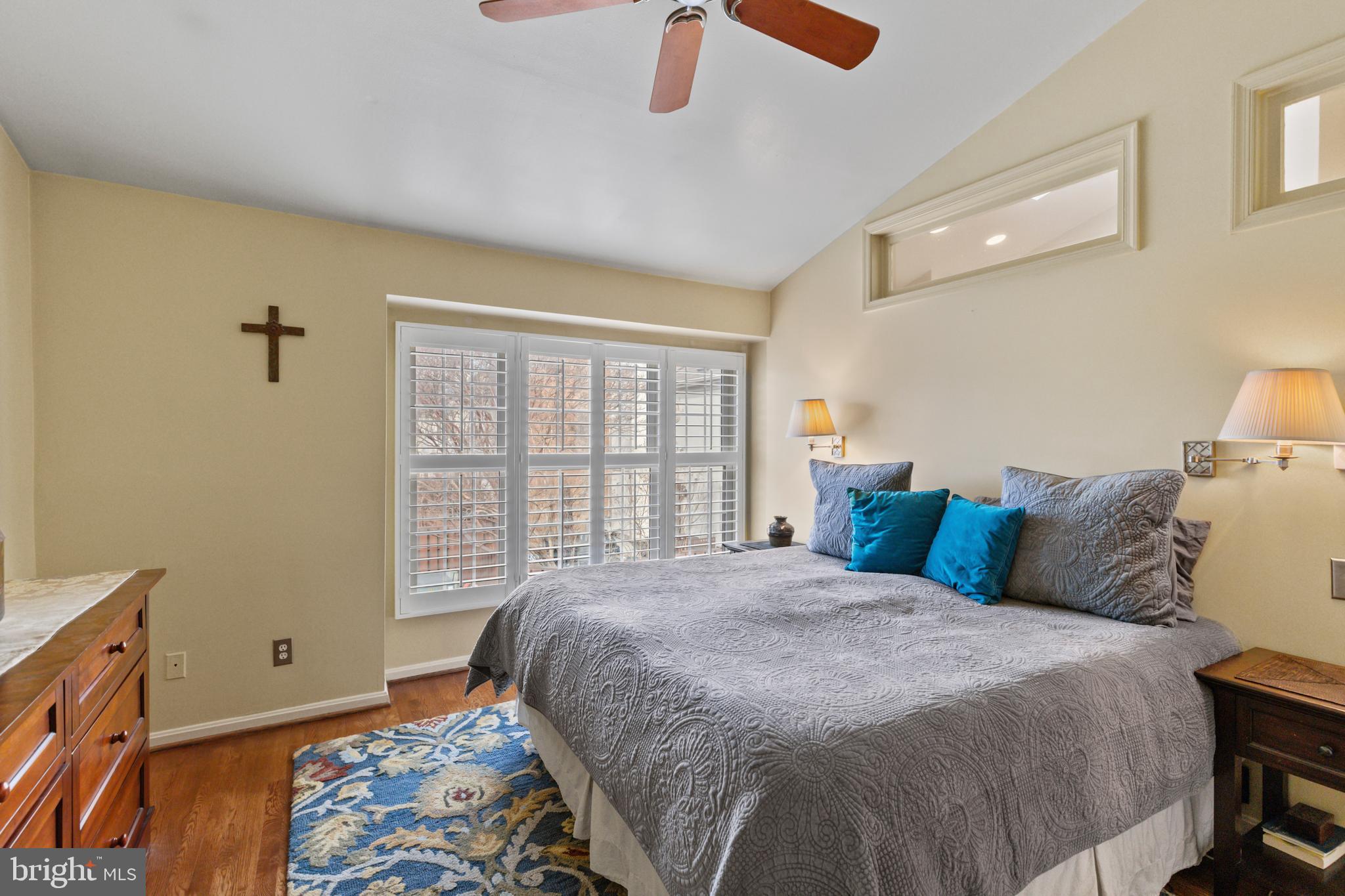 2922 TOONE STREET