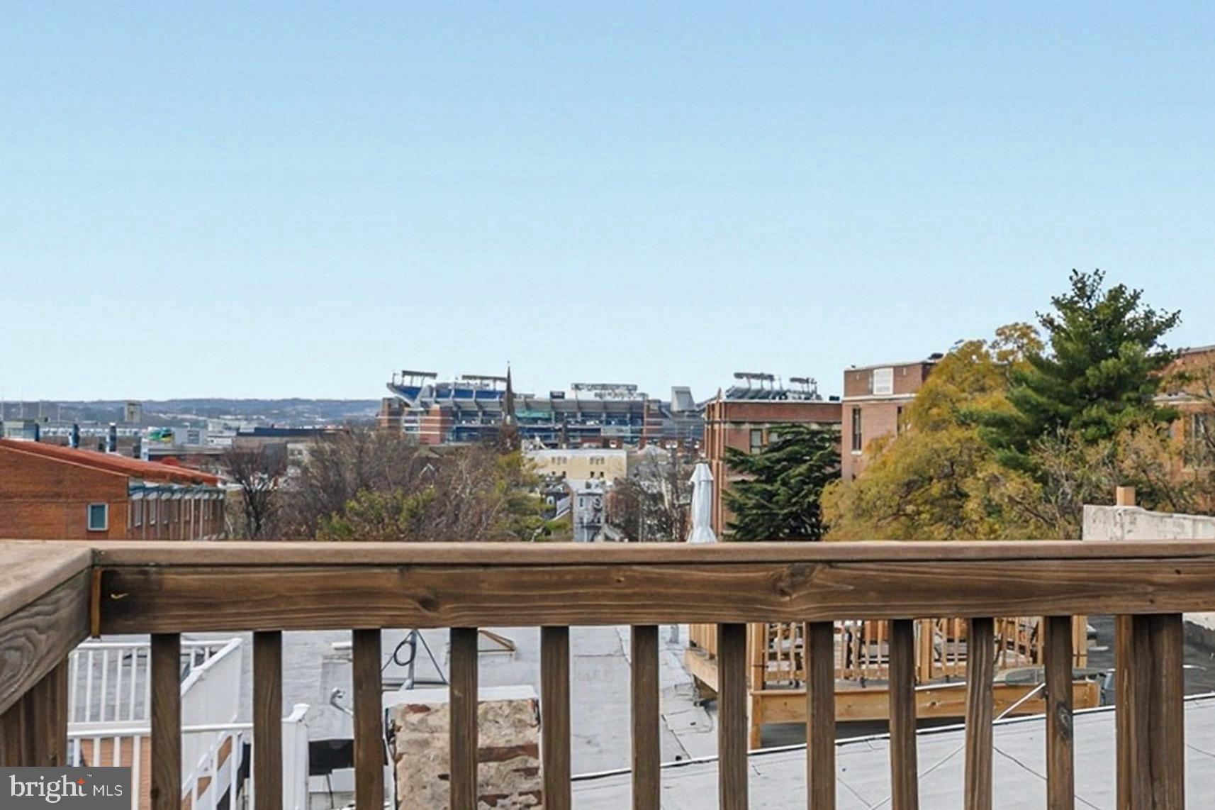 305 E HAMBURG STREET