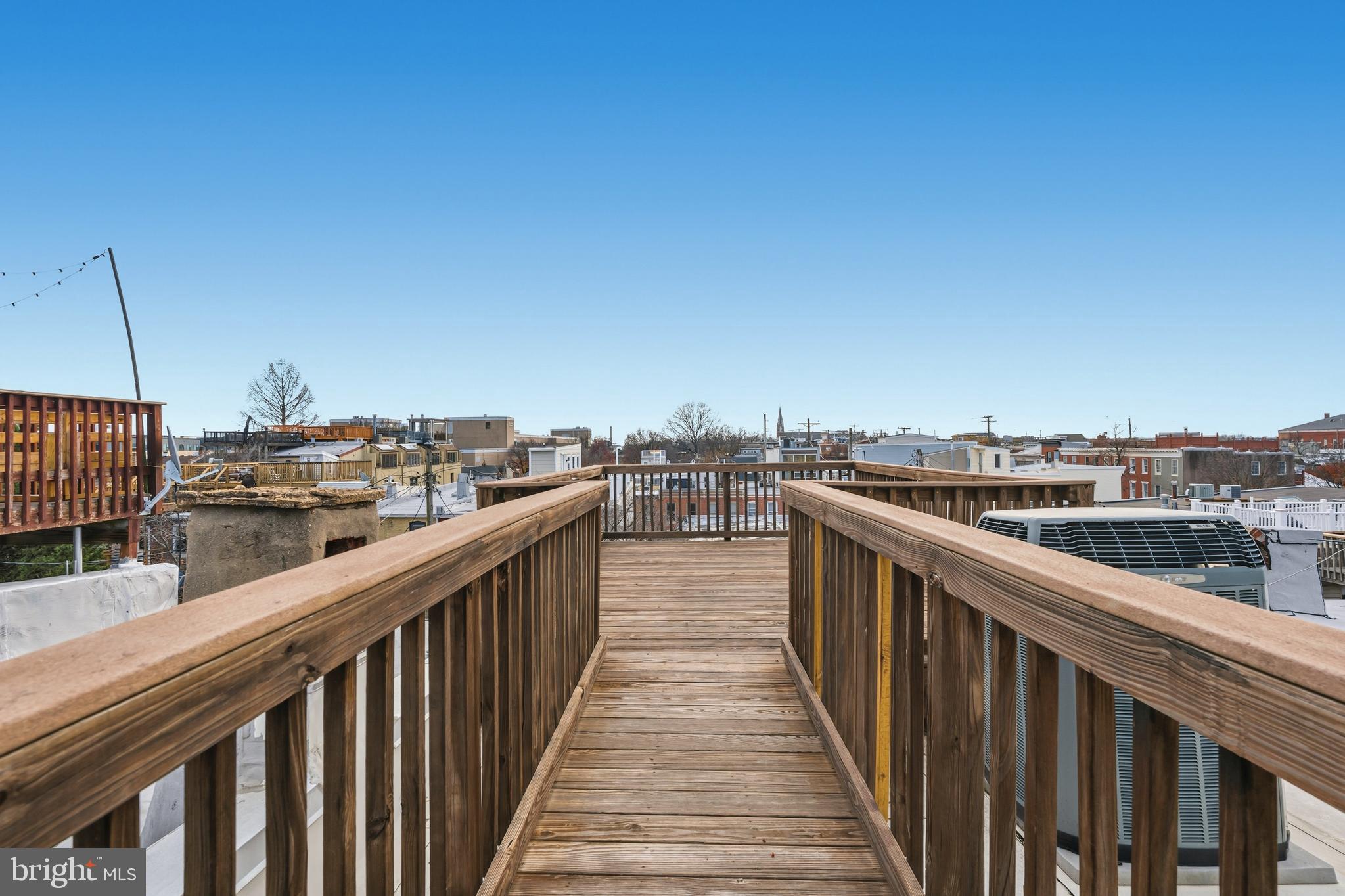 305 E HAMBURG STREET