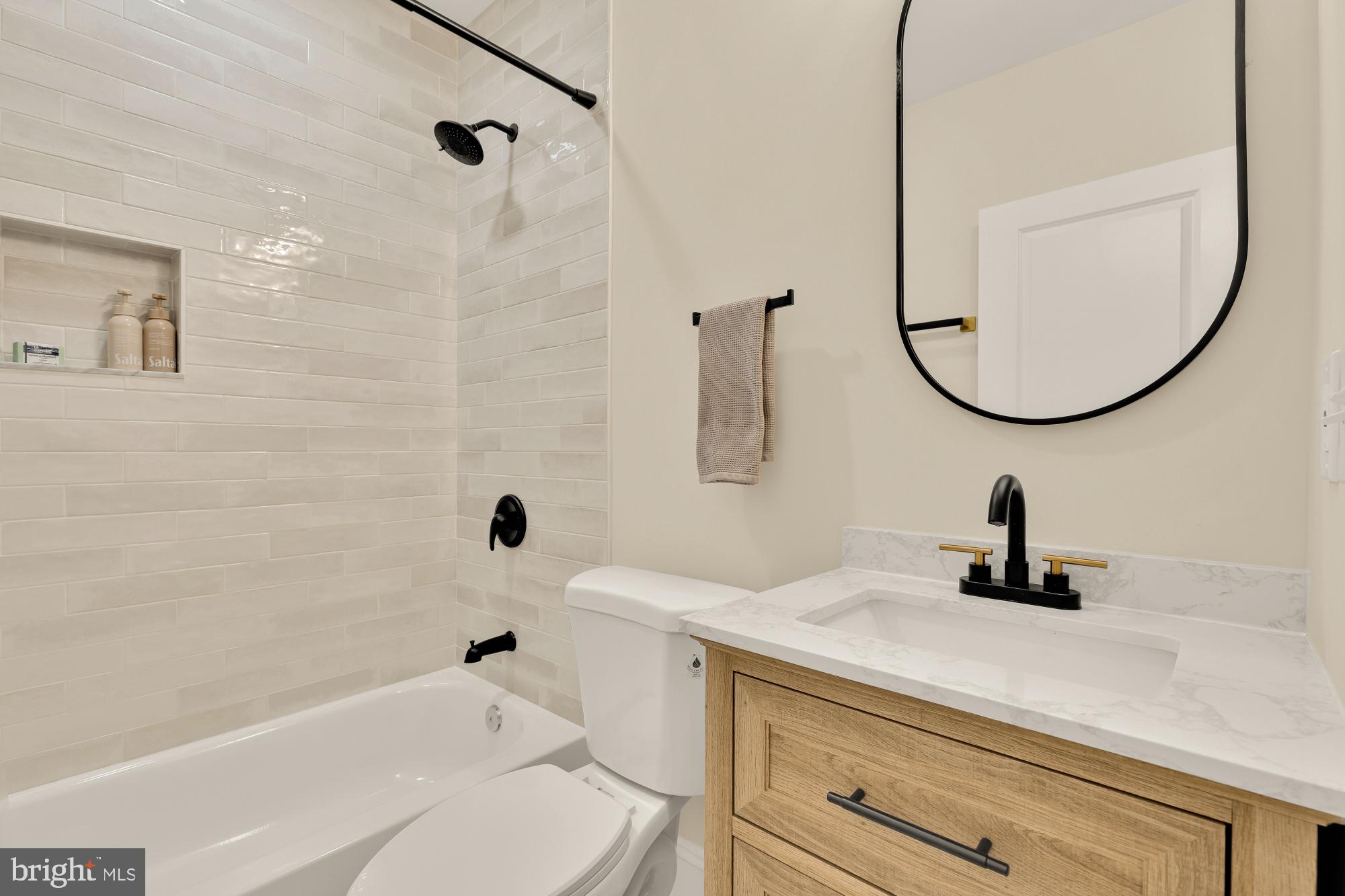 2208 E BALTIMORE STREET