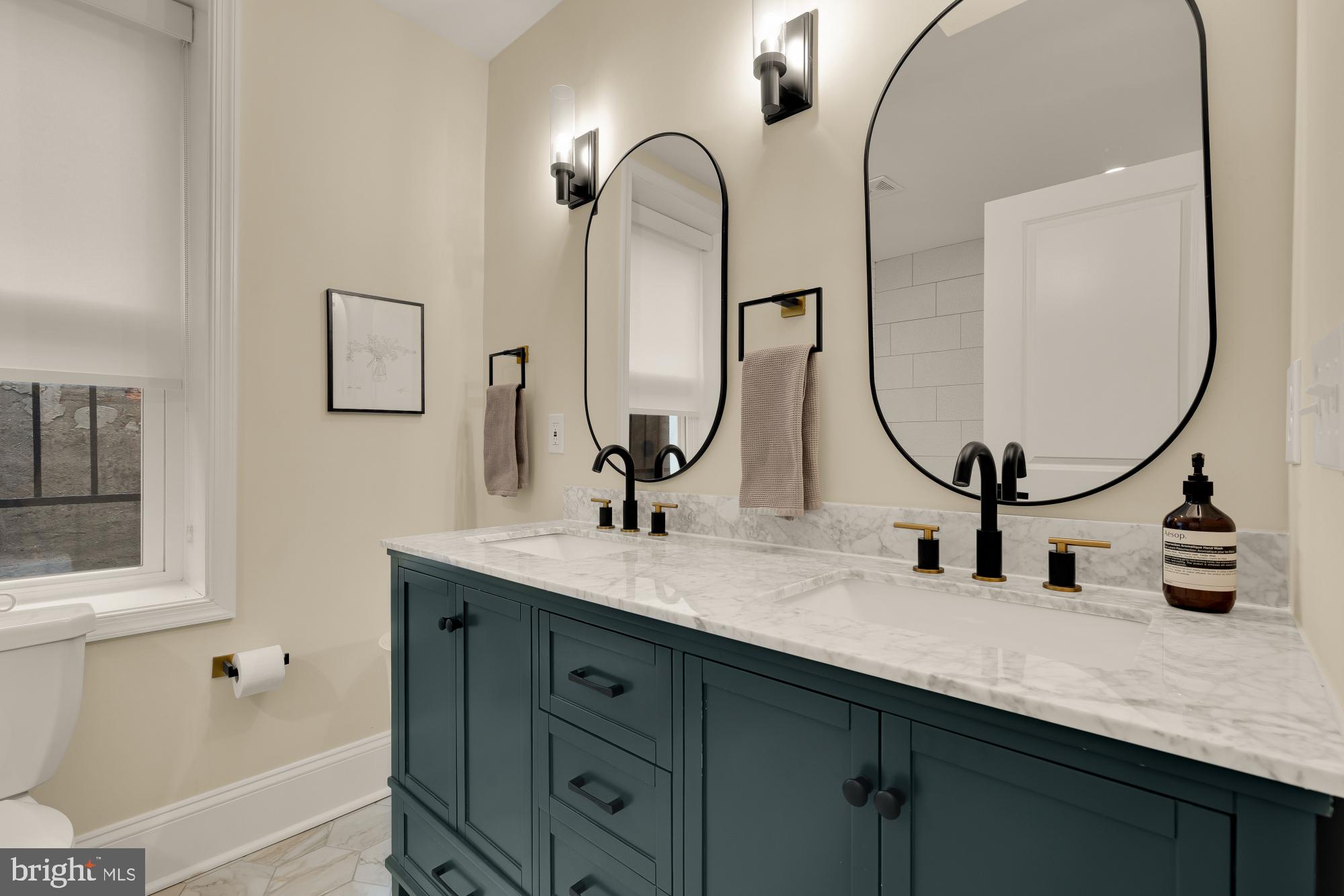 2208 E BALTIMORE STREET