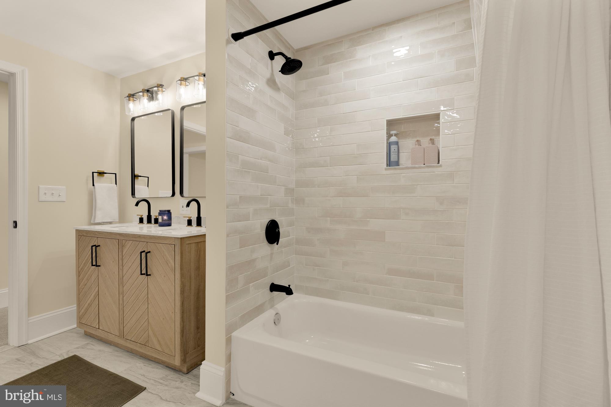 2208 E BALTIMORE STREET