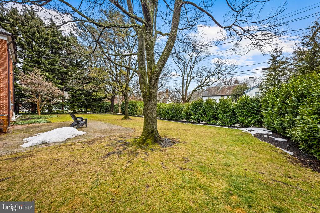 103 SAINT DUNSTANS ROAD