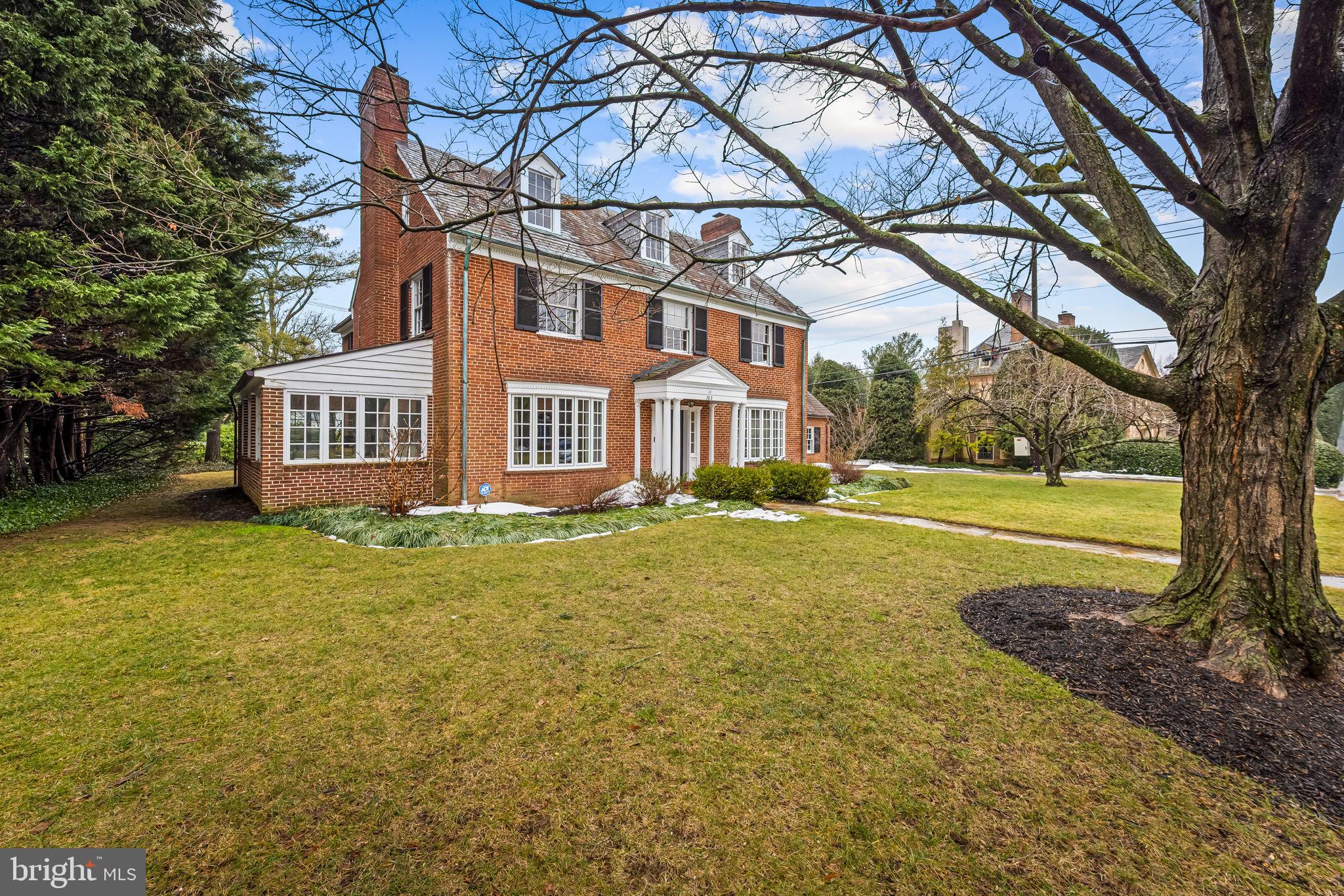 103 SAINT DUNSTANS ROAD