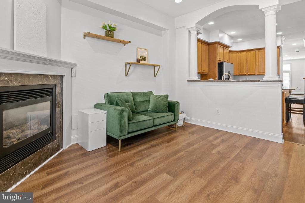 9 LINWOOD AVENUE N