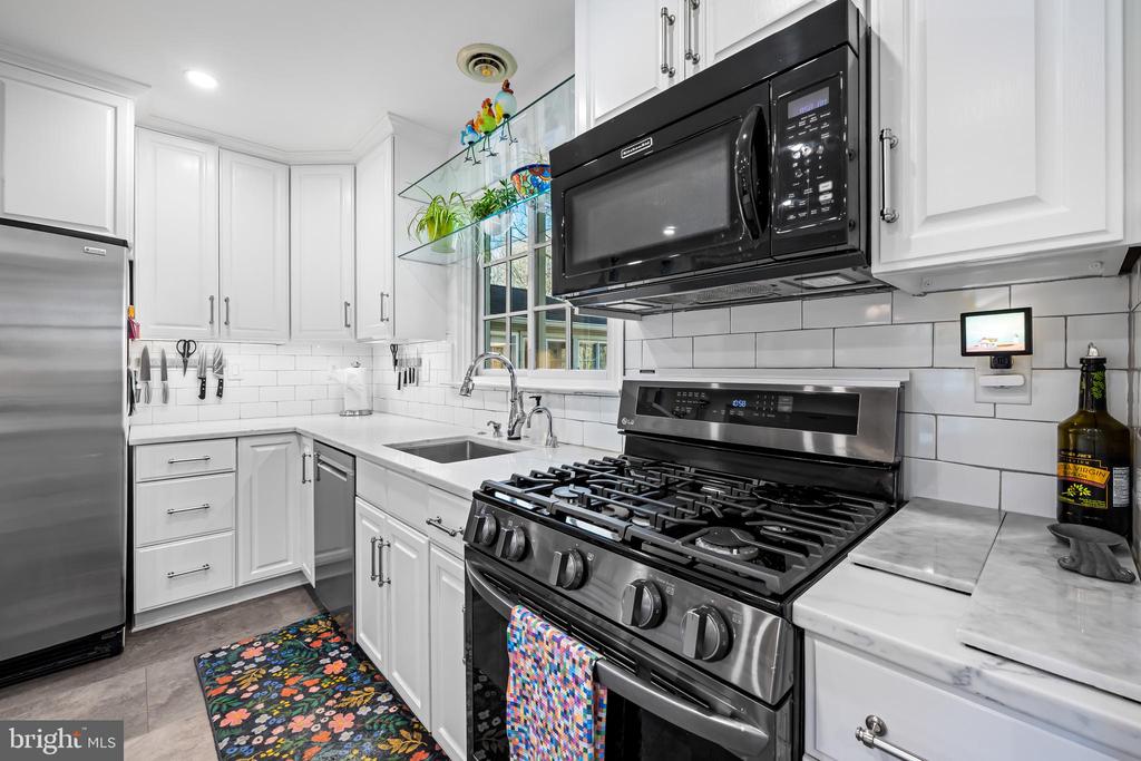 5514 BOXHILL LANE