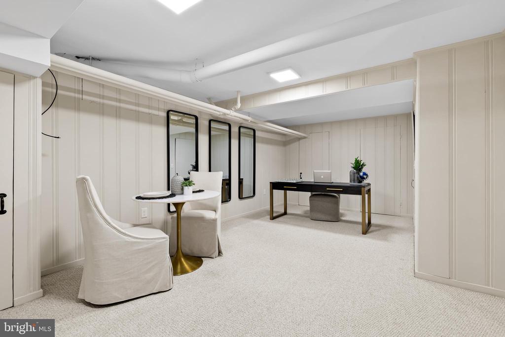 10 MIDVALE ROAD