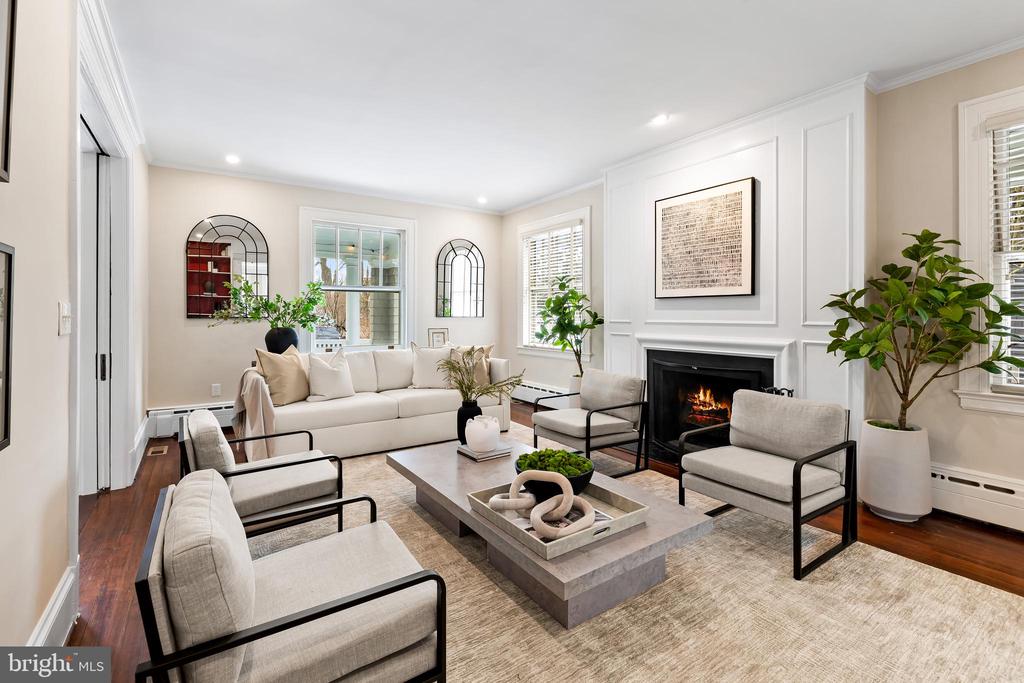 10 MIDVALE ROAD