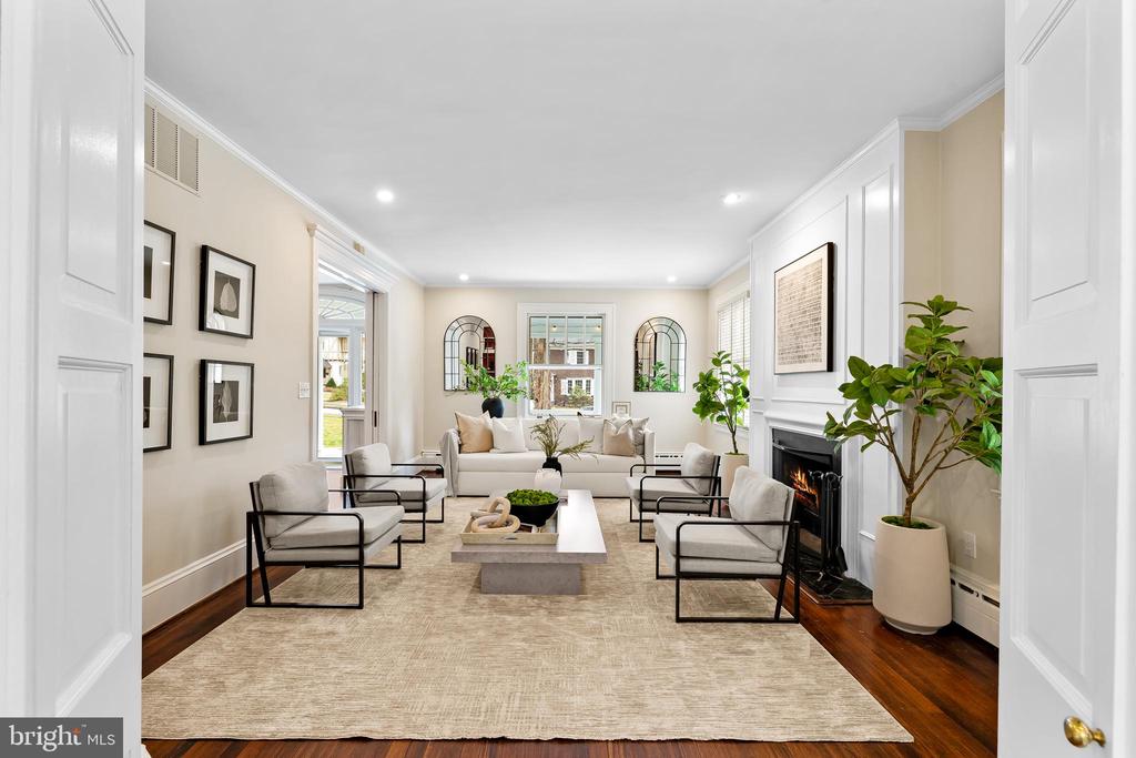 10 MIDVALE ROAD