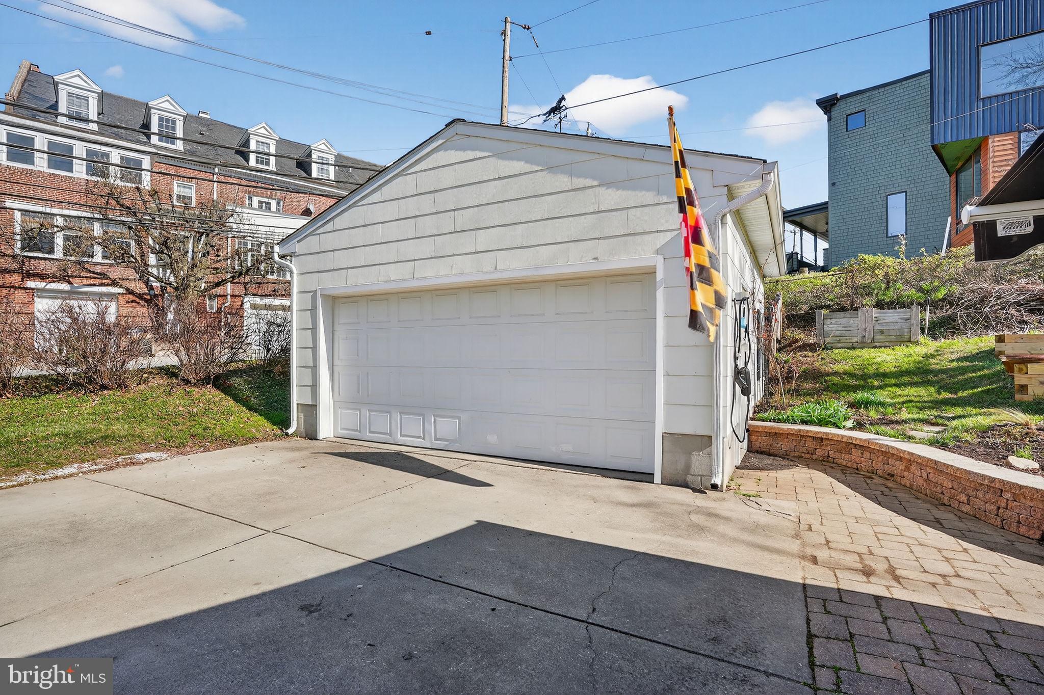 1007 ROLAND HEIGHTS AVENUE
