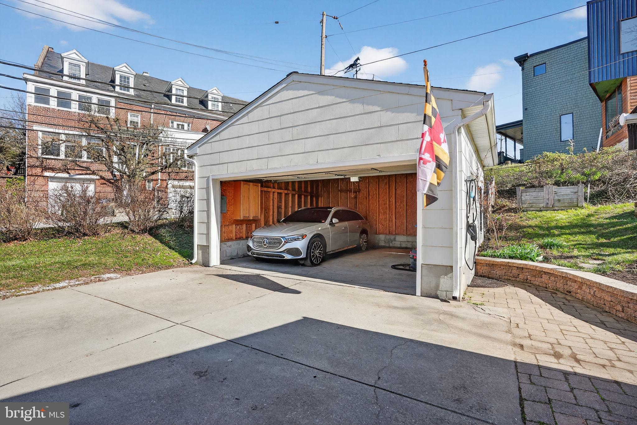 1007 ROLAND HEIGHTS AVENUE