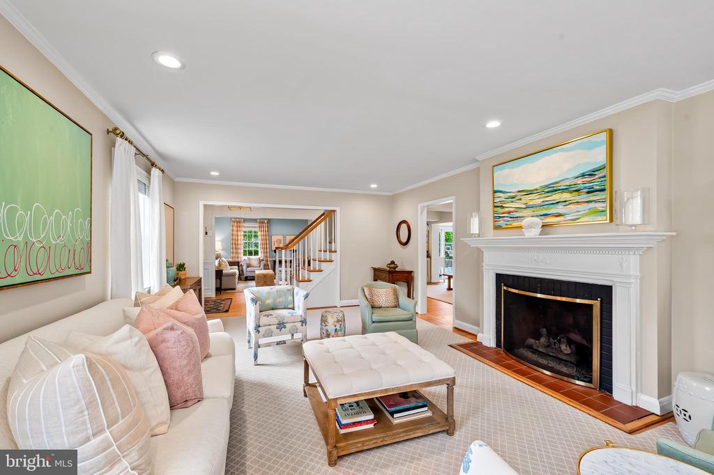 5700 GREENLEAF ROAD