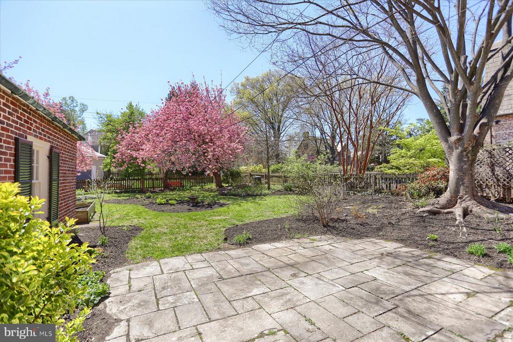 115 WITHERSPOON ROAD