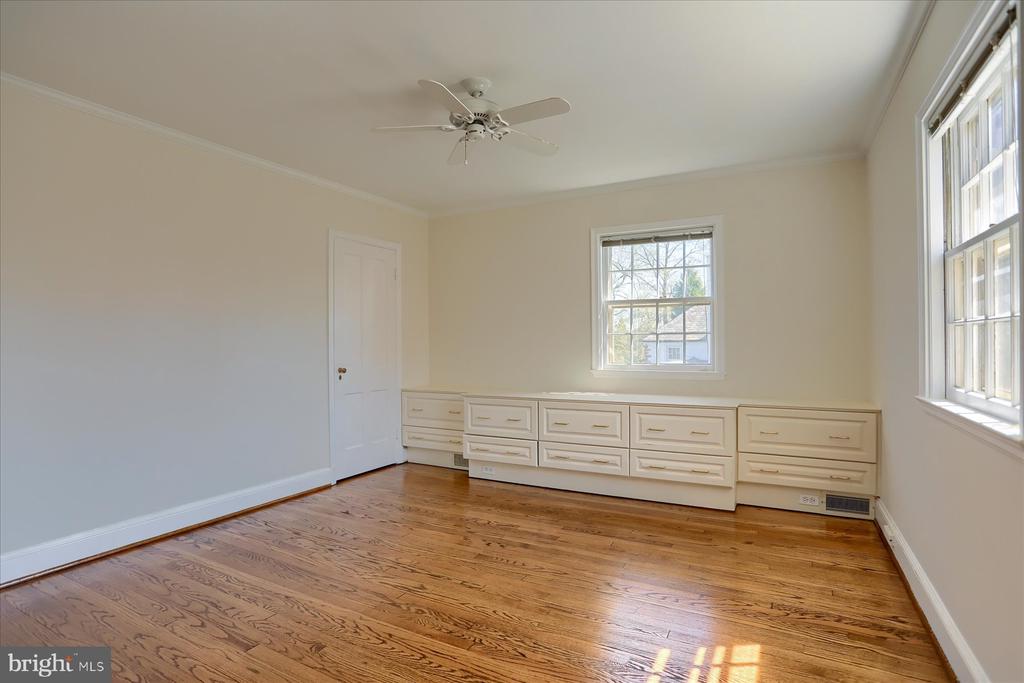 115 WITHERSPOON ROAD
