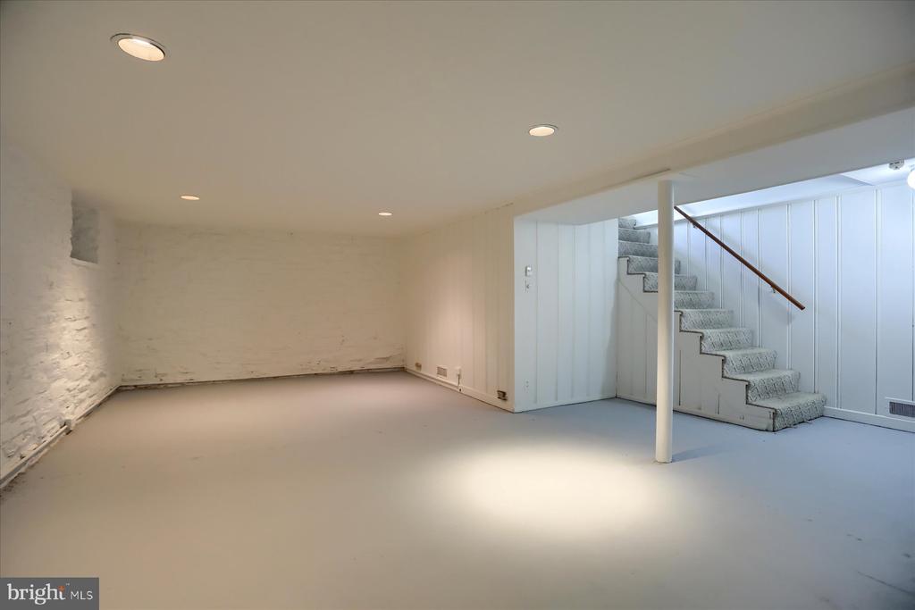 115 WITHERSPOON ROAD