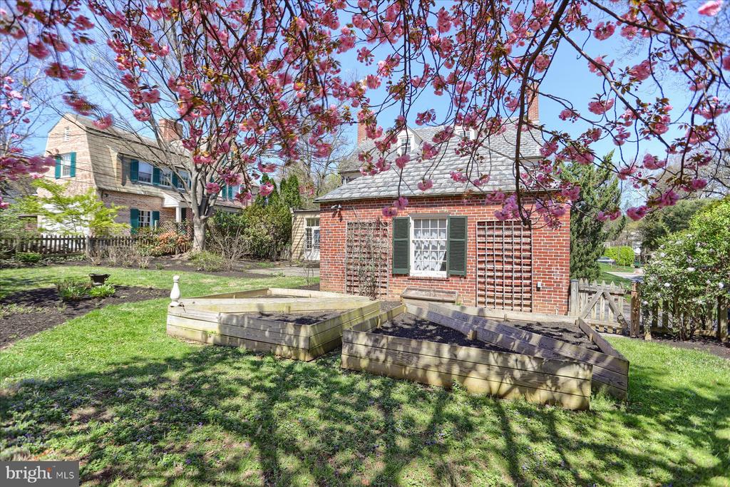 115 WITHERSPOON ROAD