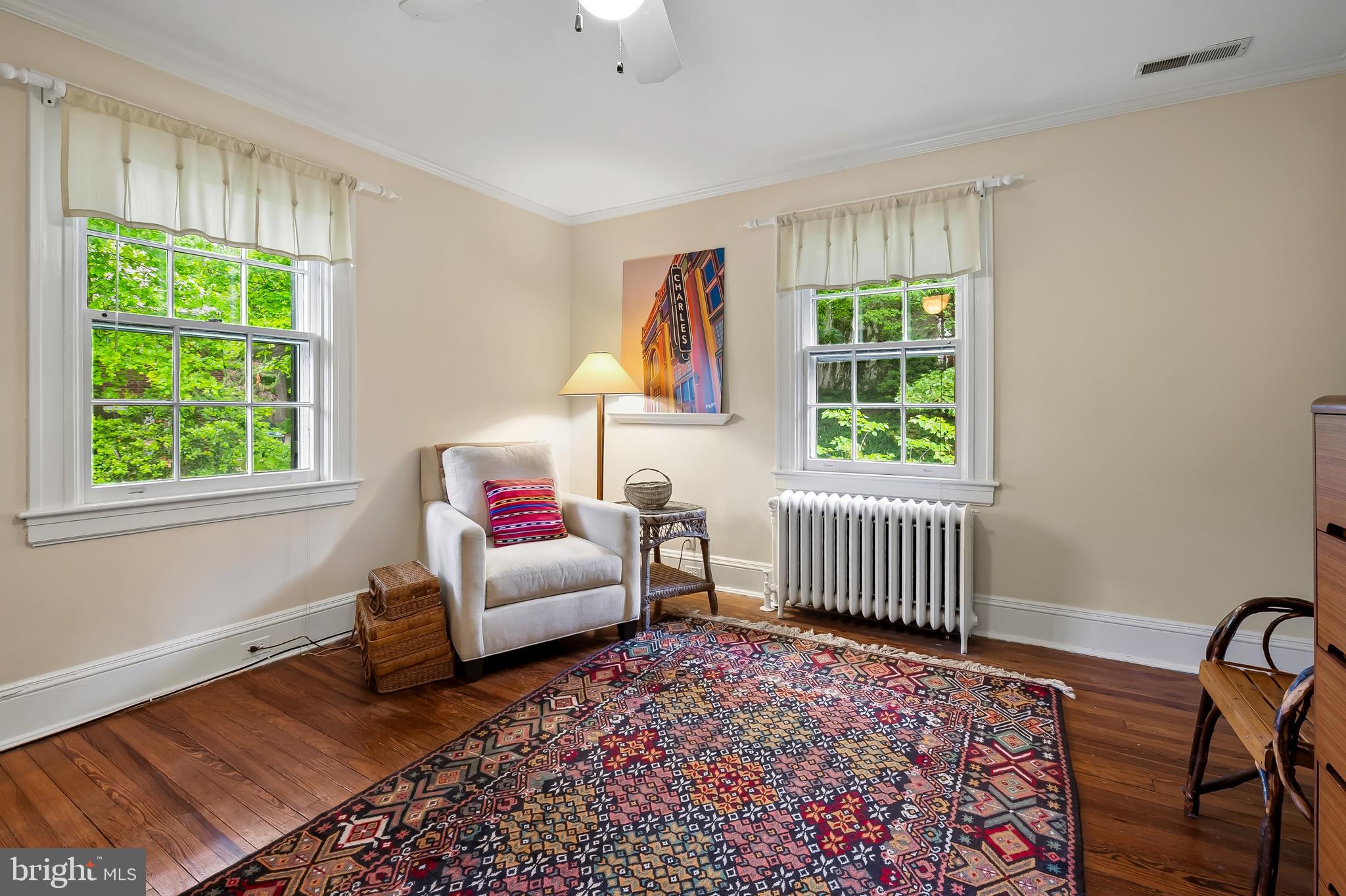614 W UNIVERSITY PARKWAY