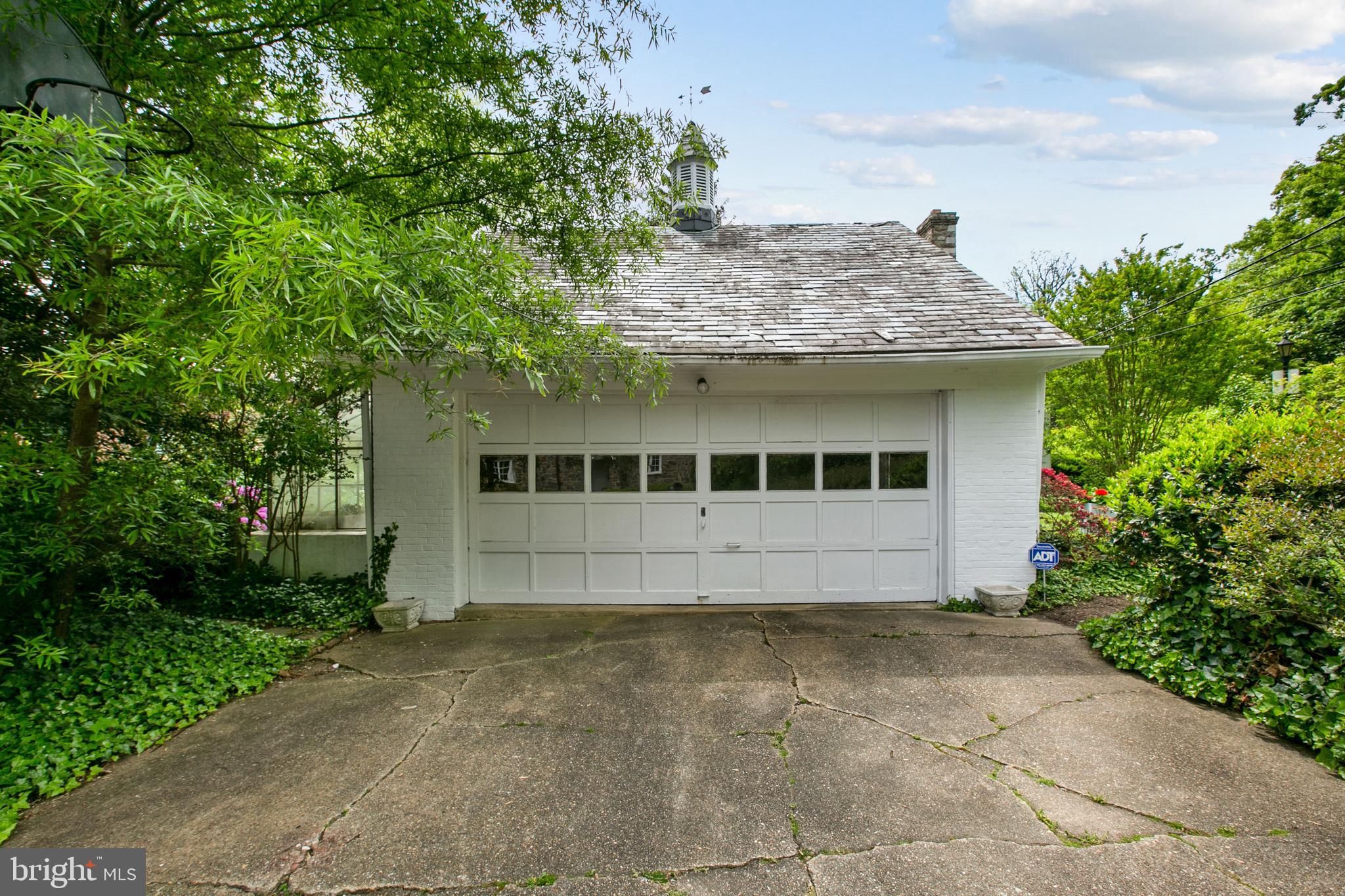 5113 N CHARLES STREET