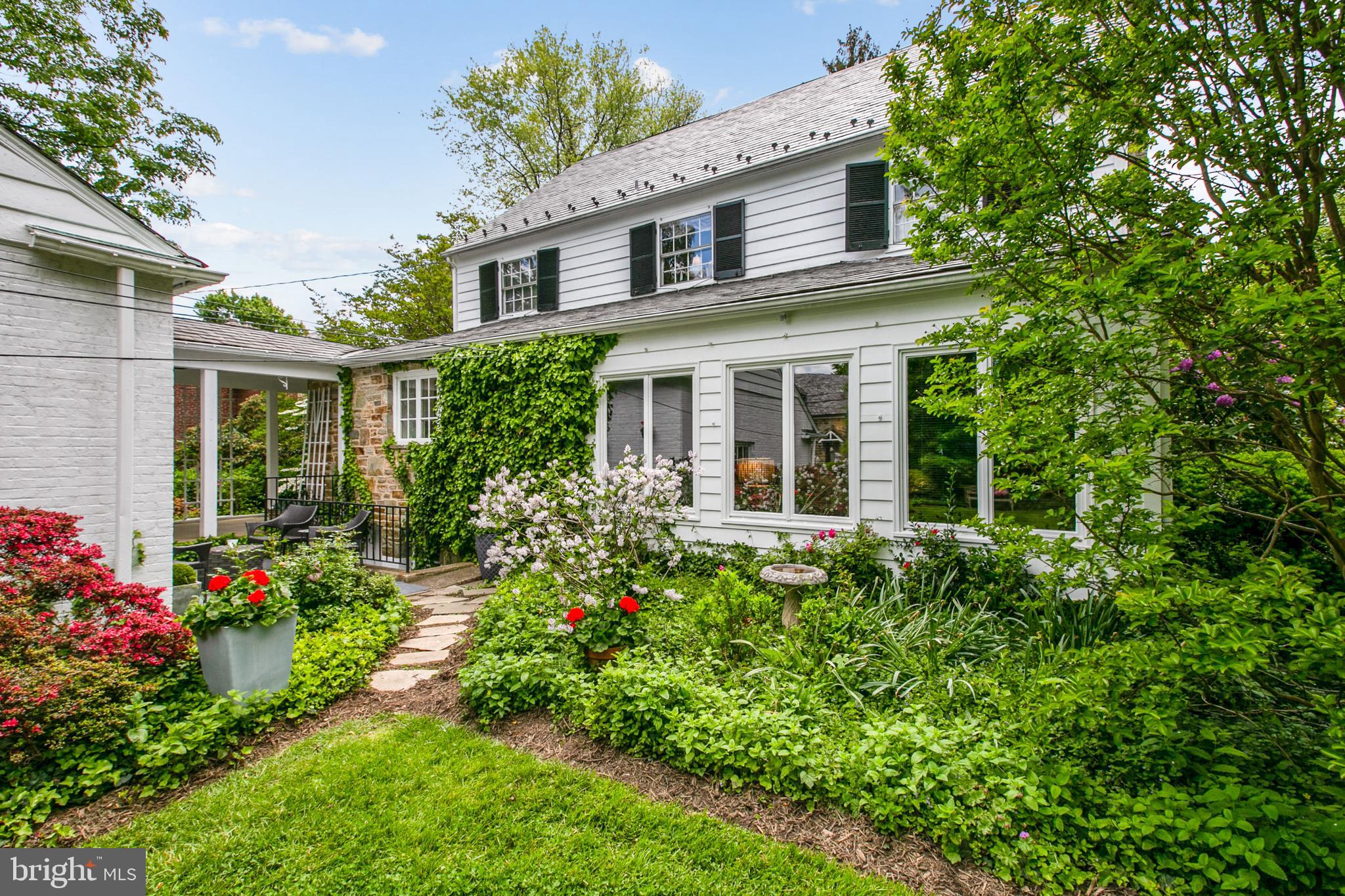 5113 N CHARLES STREET