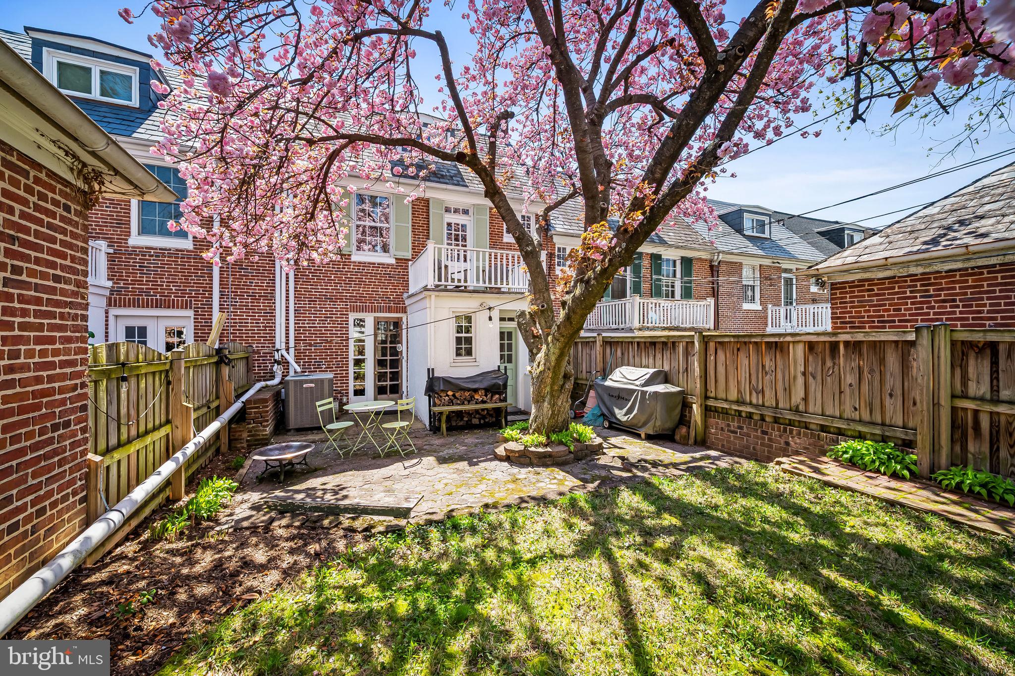 222 HOMEWOOD TERRACE