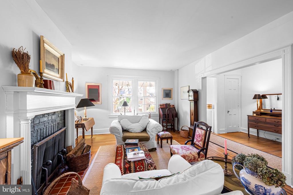 222 HOMEWOOD TERRACE