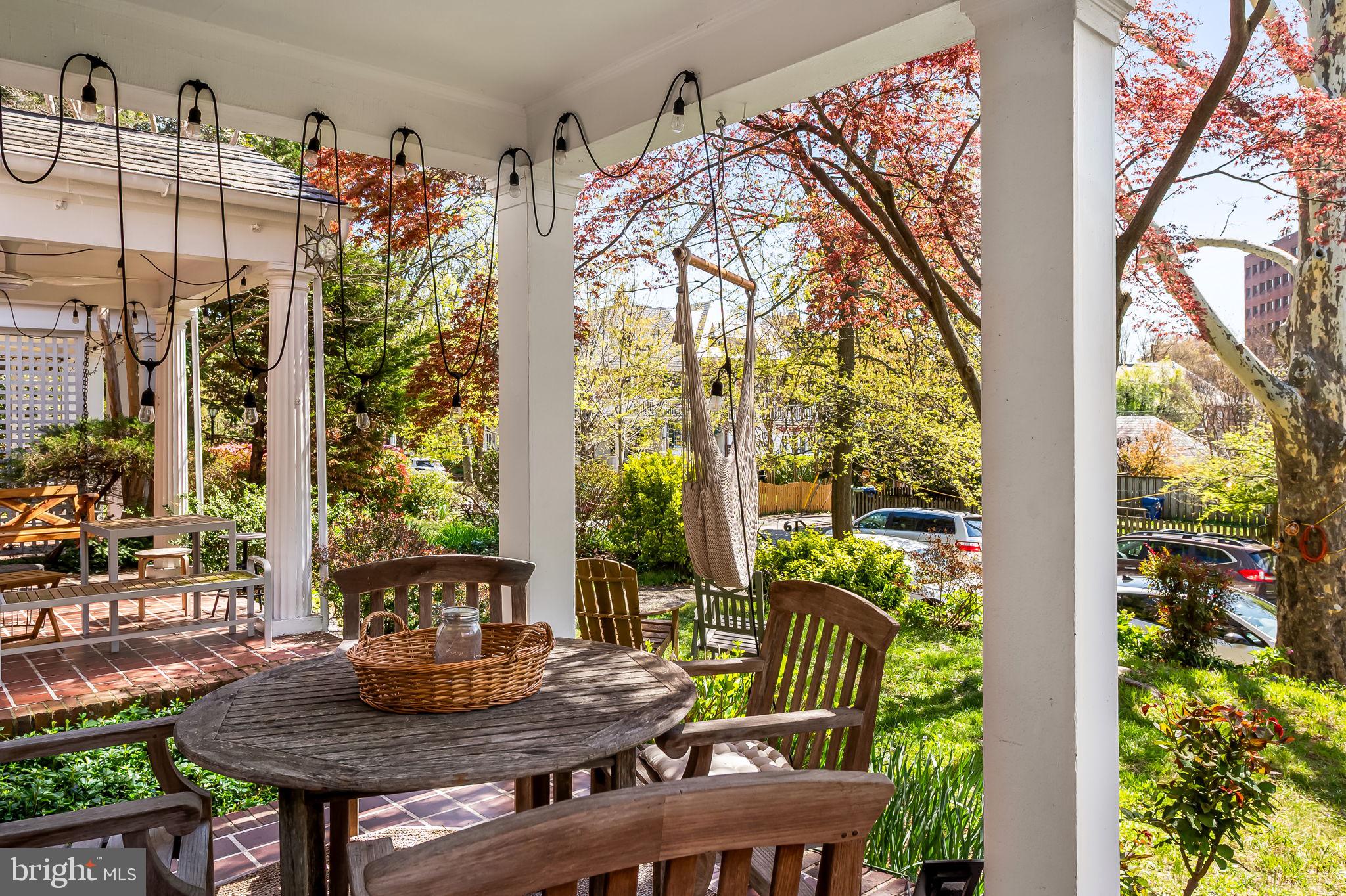 222 HOMEWOOD TERRACE