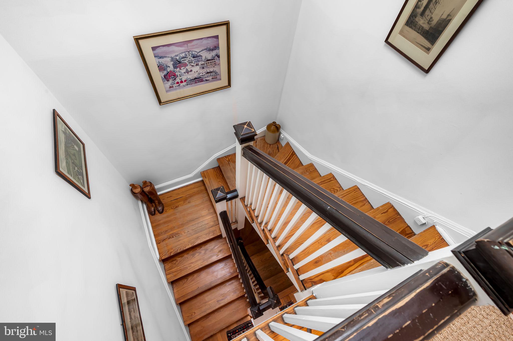 222 HOMEWOOD TERRACE