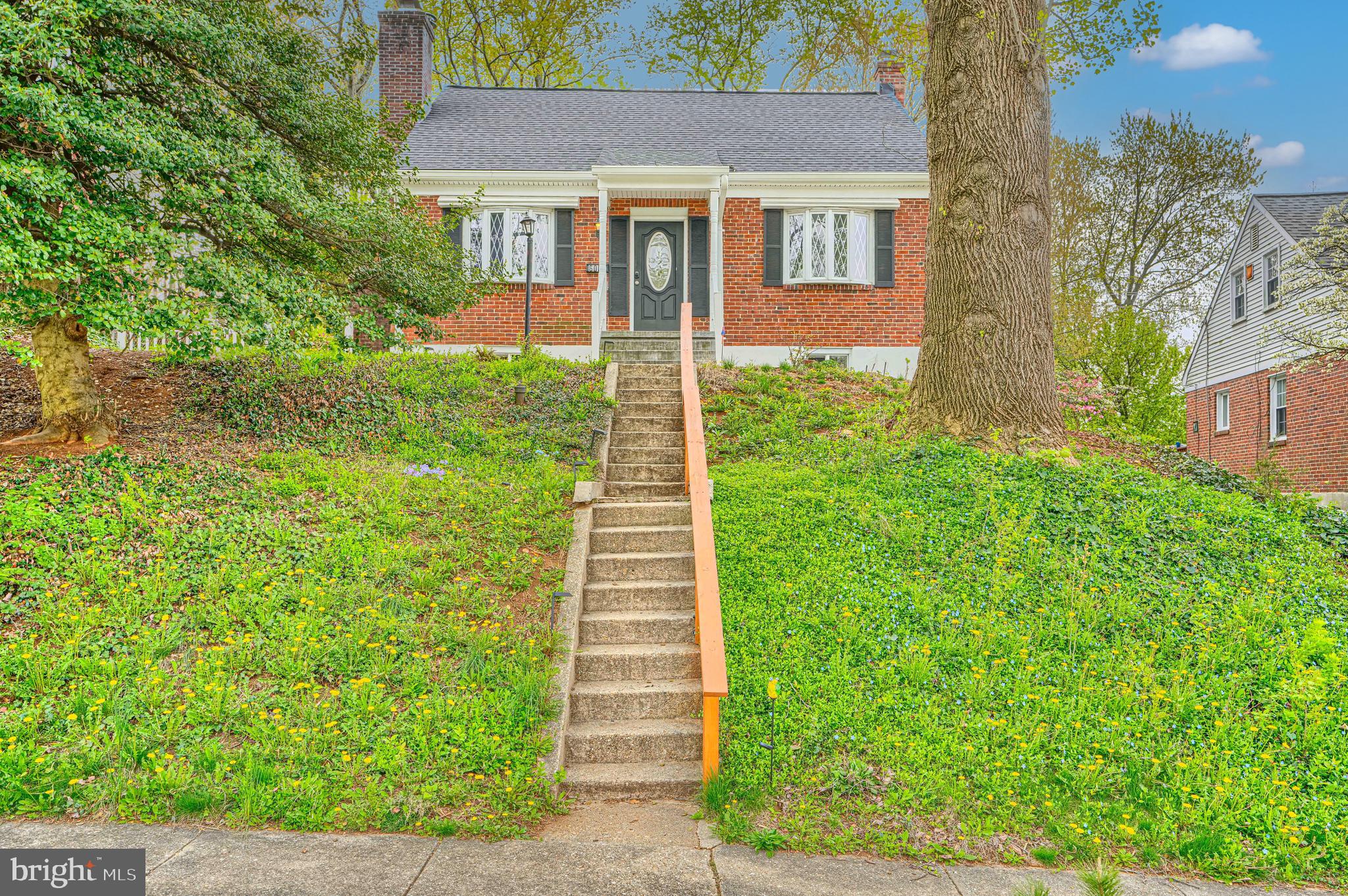 6007 WINTHROPE AVENUE