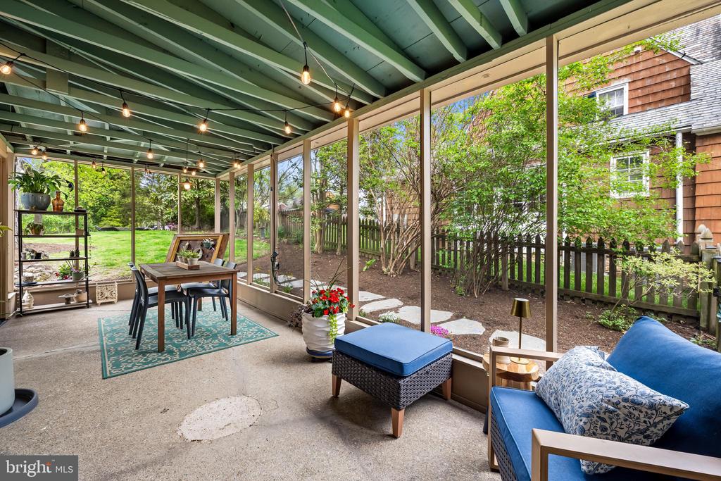 310 THORNHILL ROAD
