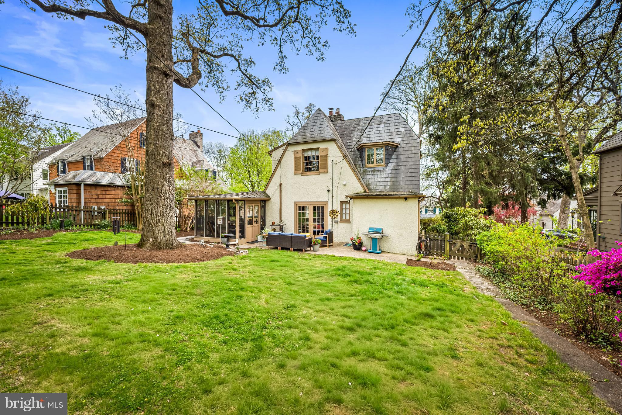 310 THORNHILL ROAD