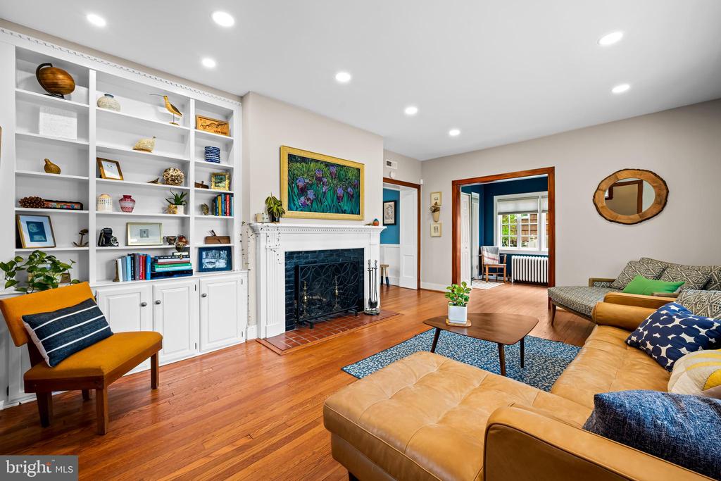 310 THORNHILL ROAD