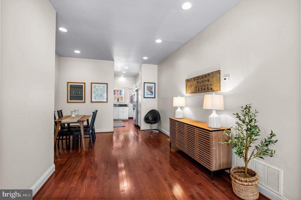 406 W 23RD STREET