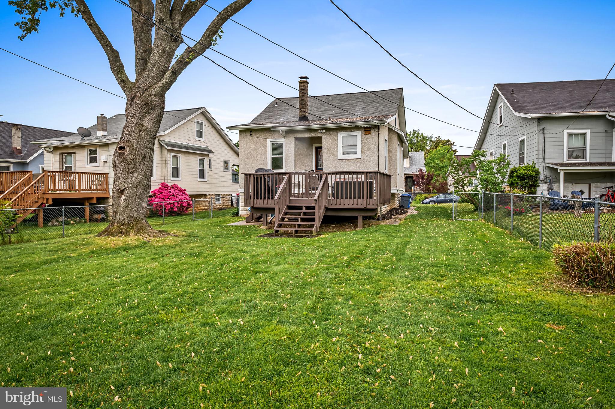 3212 WISTERIA AVENUE