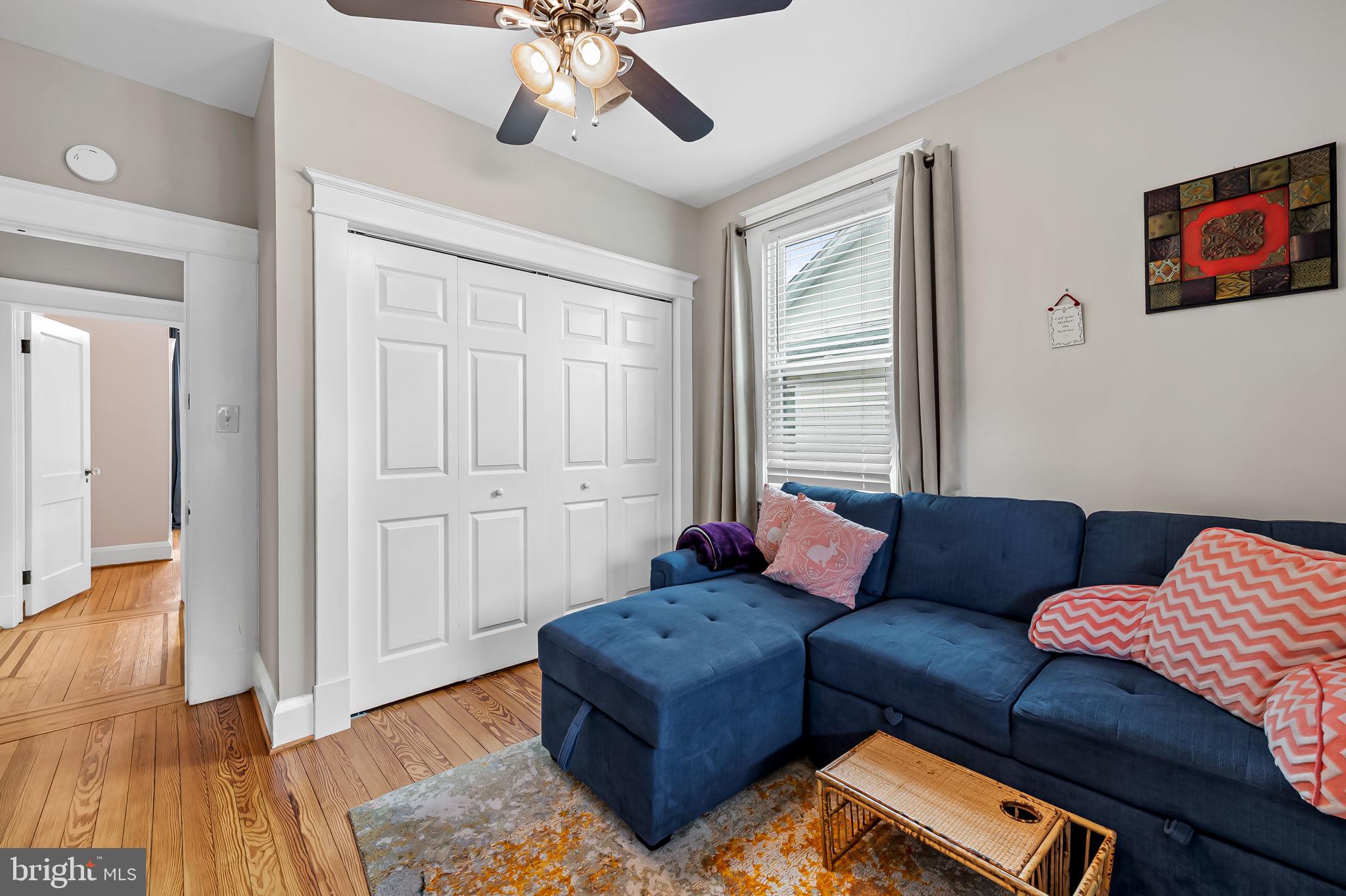 3212 WISTERIA AVENUE