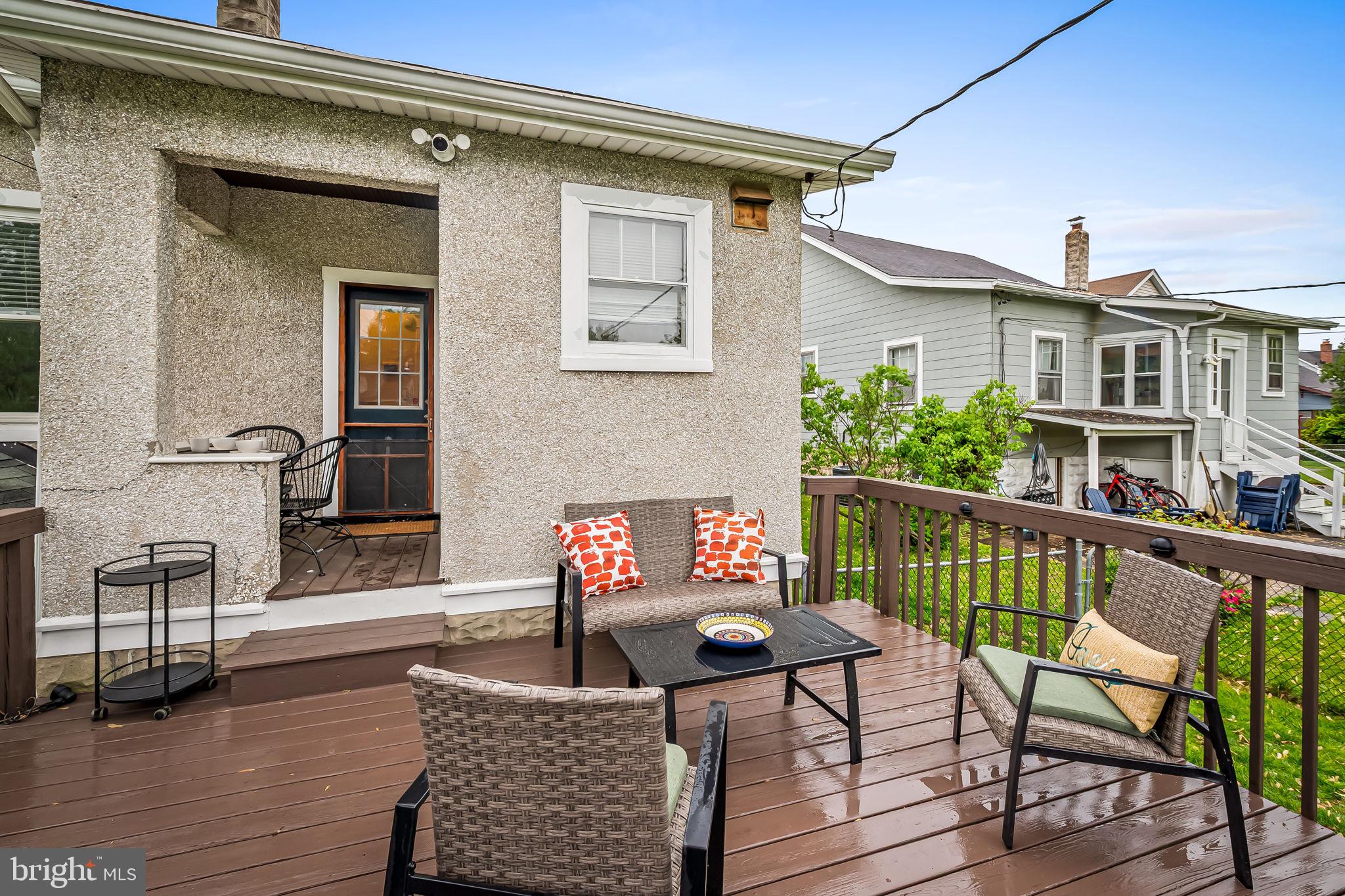 3212 WISTERIA AVENUE