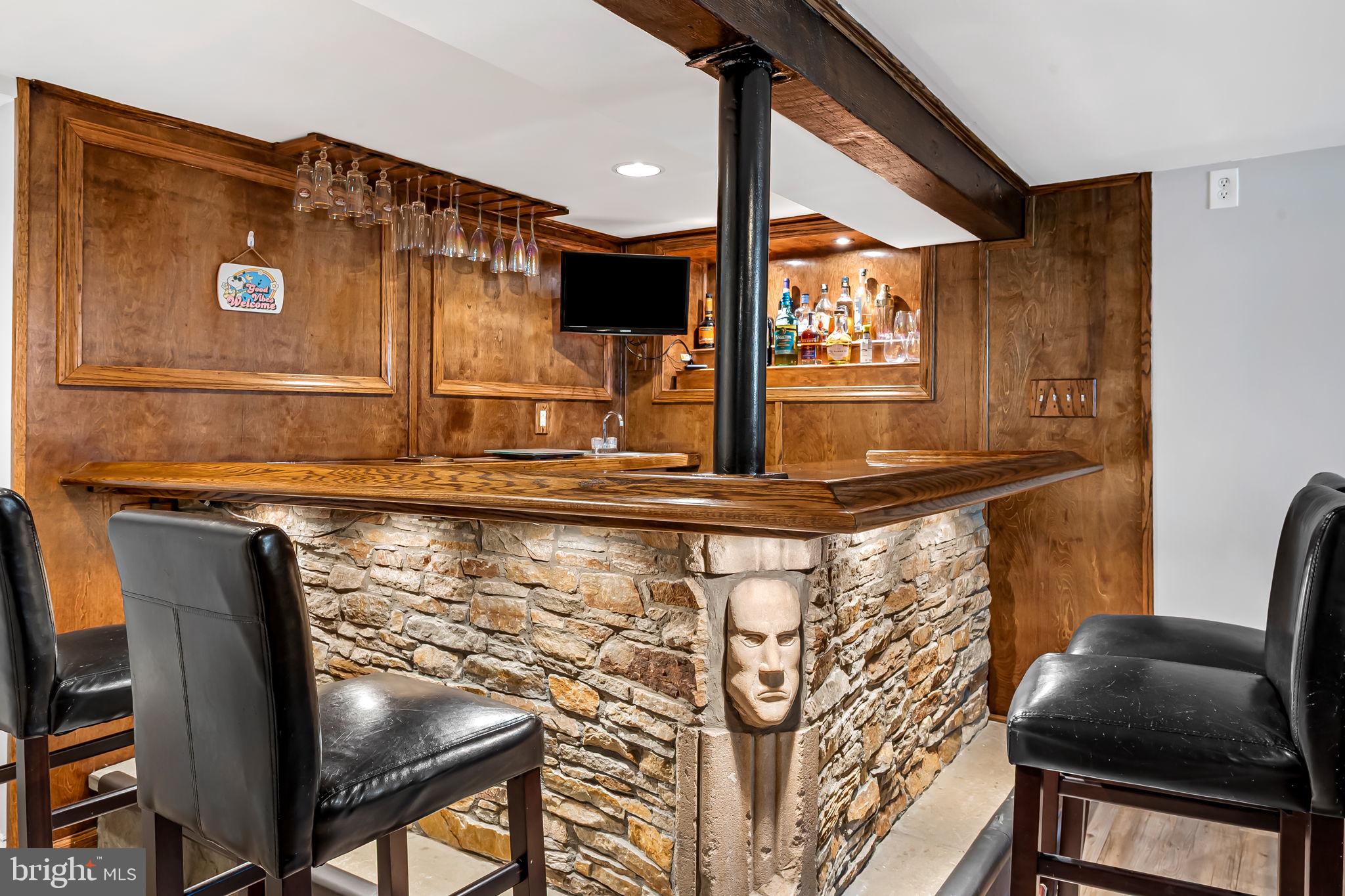 3212 WISTERIA AVENUE