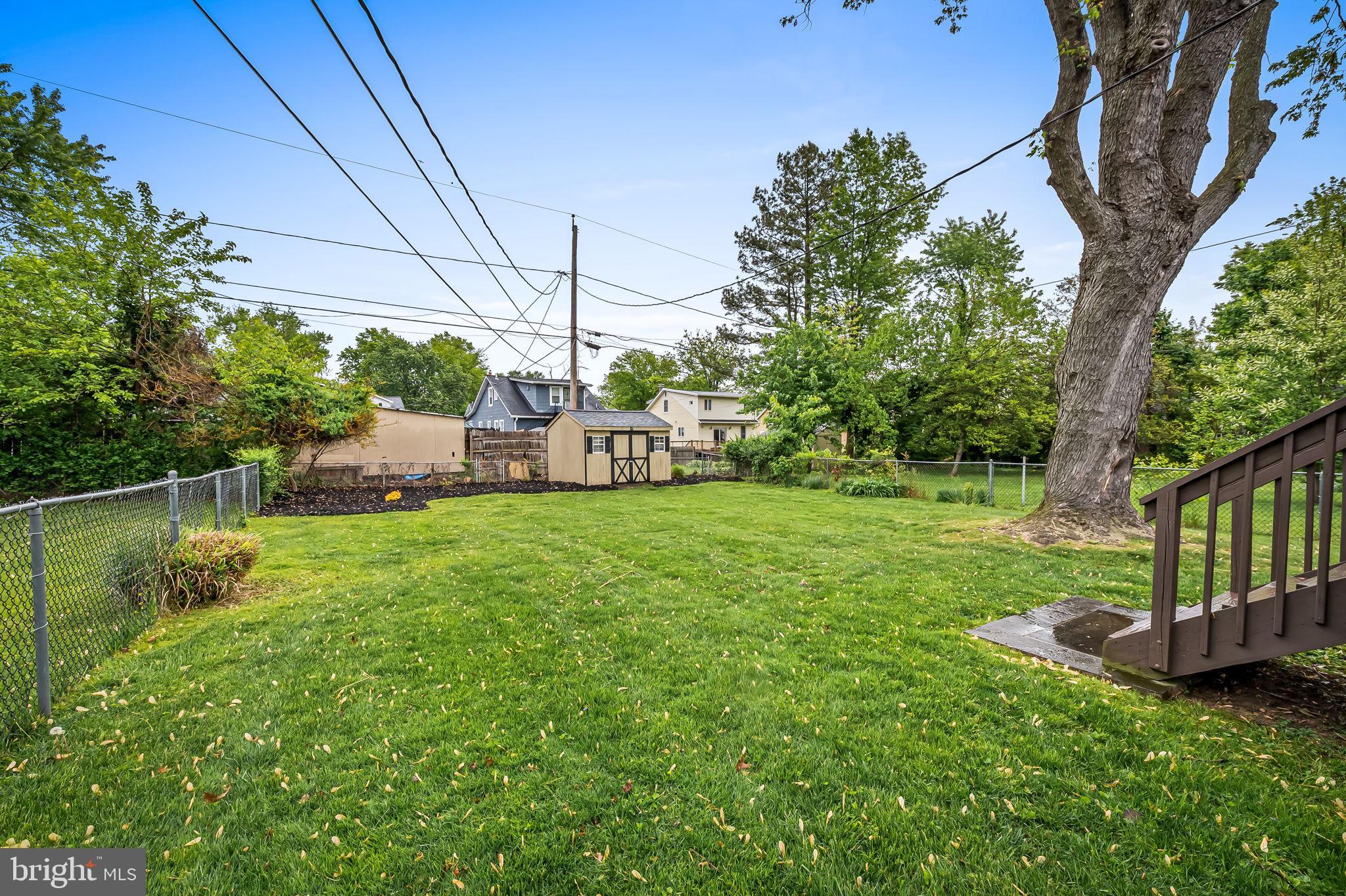 3212 WISTERIA AVENUE