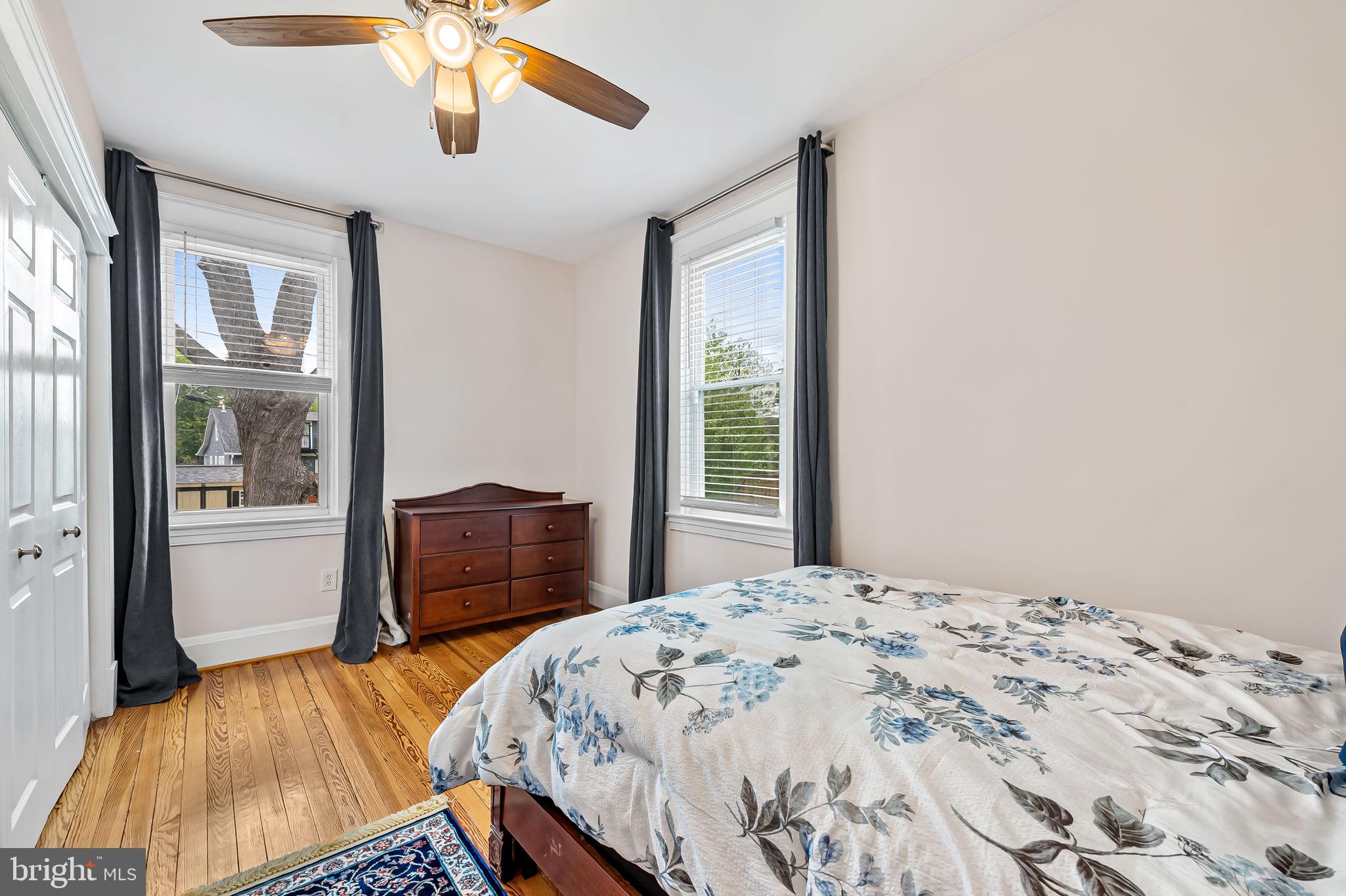 3212 WISTERIA AVENUE