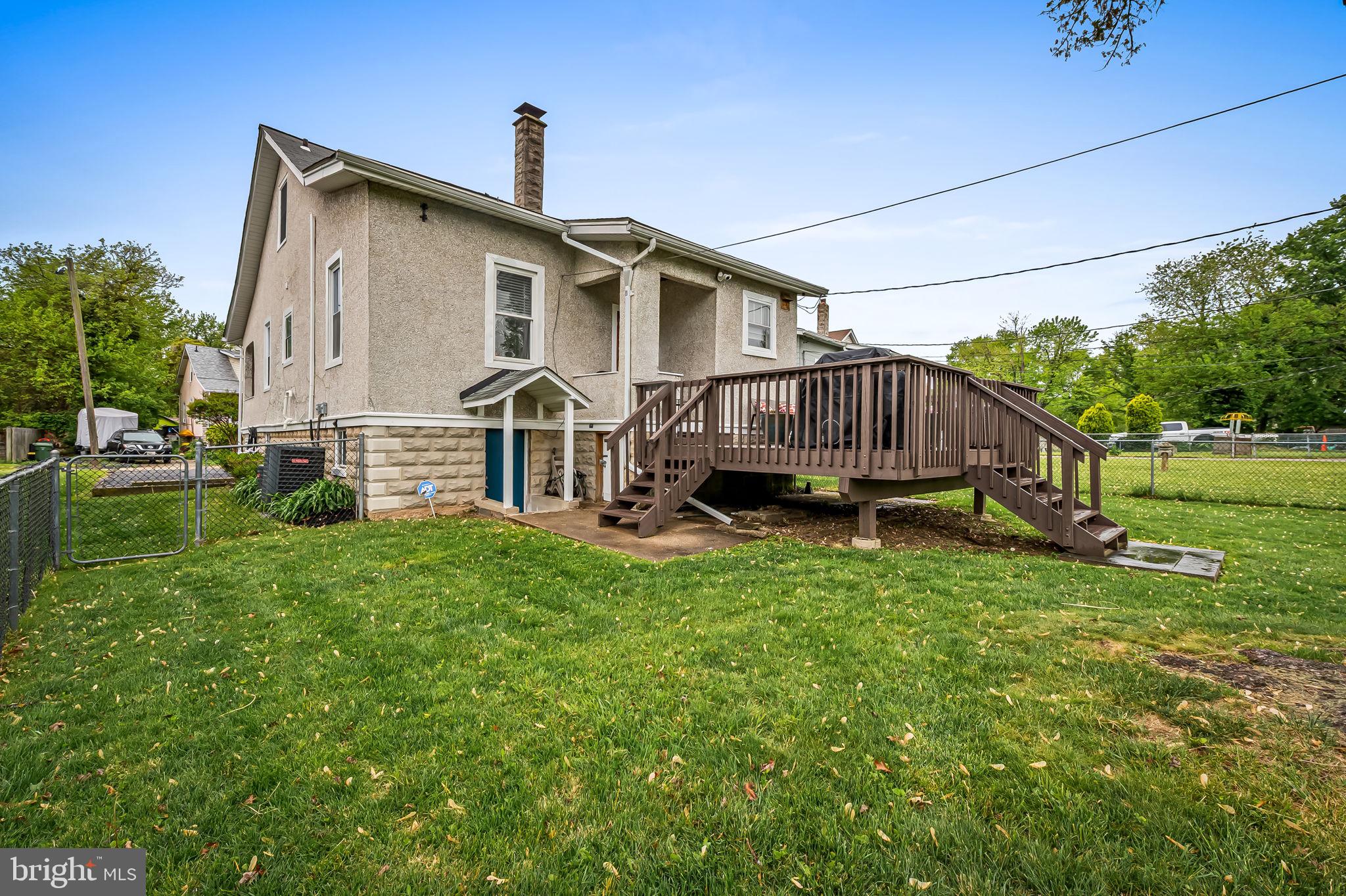 3212 WISTERIA AVENUE