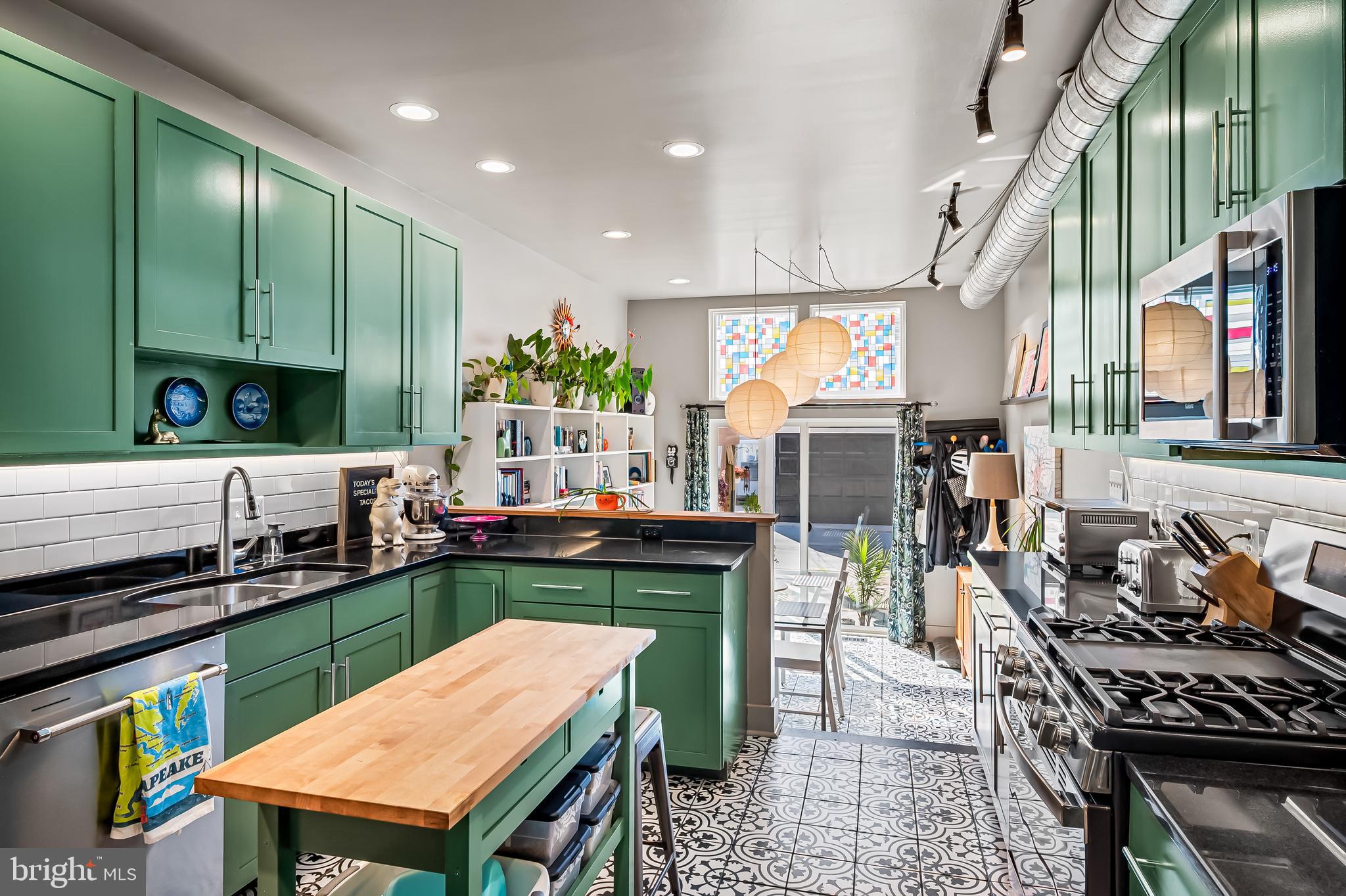 1240 RIVERSIDE AVENUE