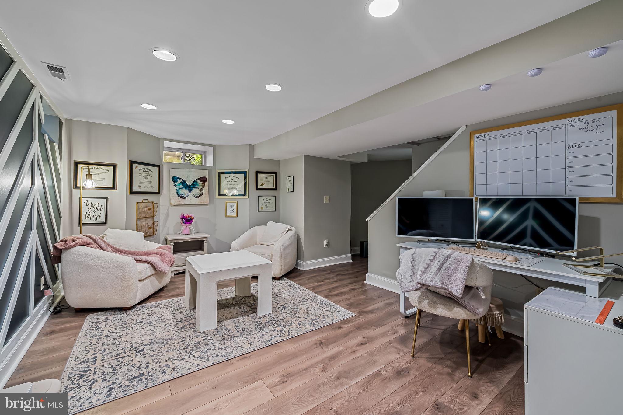 212 SAINT DUNSTANS ROAD