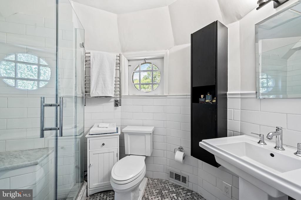 212 SAINT DUNSTANS ROAD