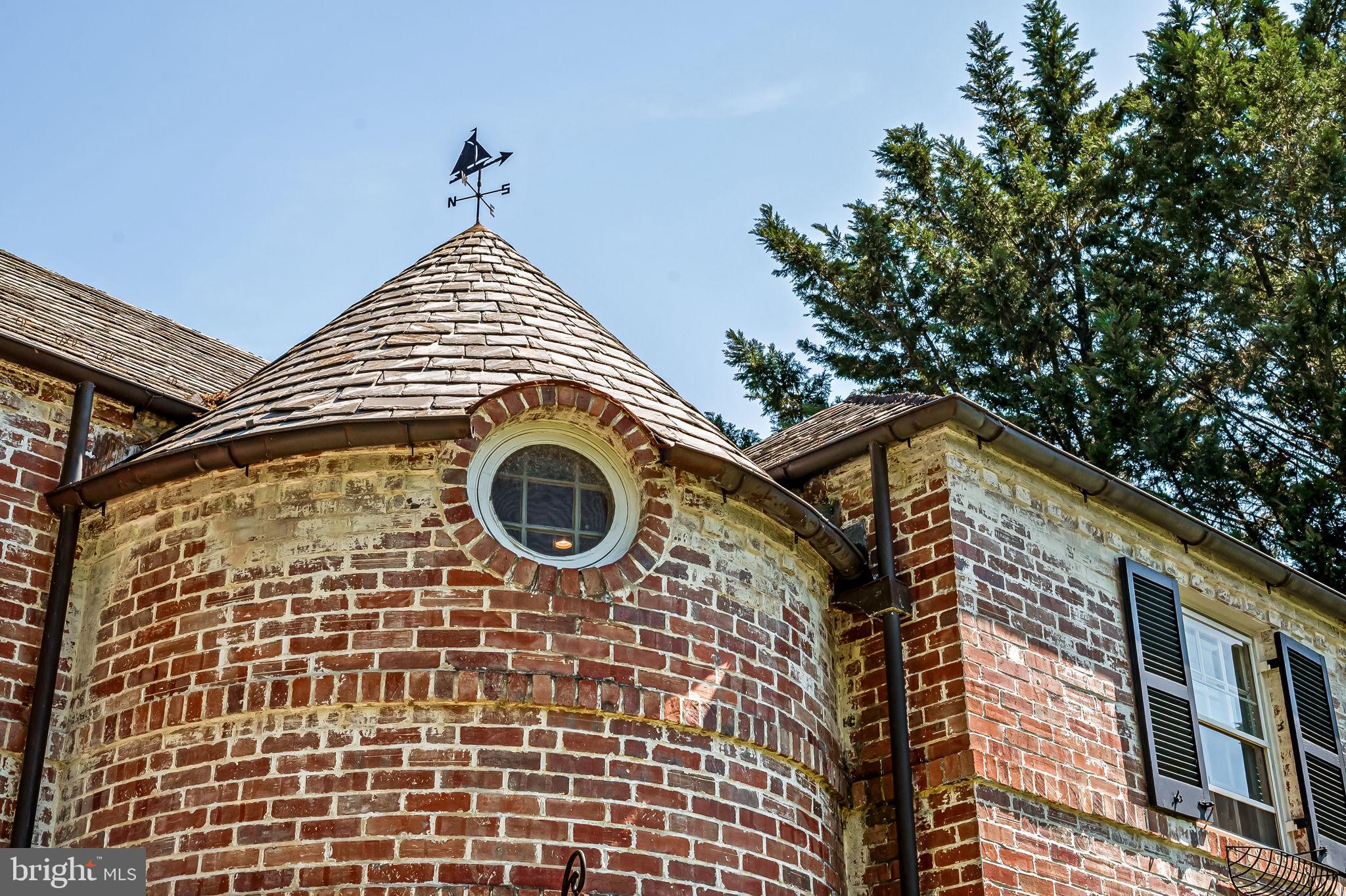 212 SAINT DUNSTANS ROAD