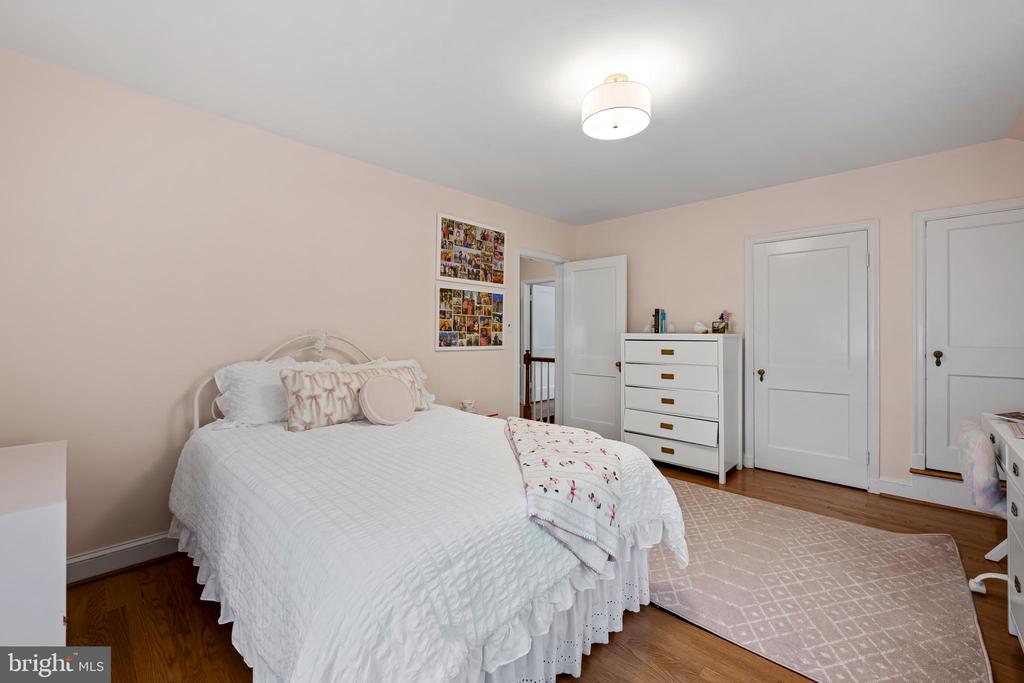 330 BROADMOOR ROAD