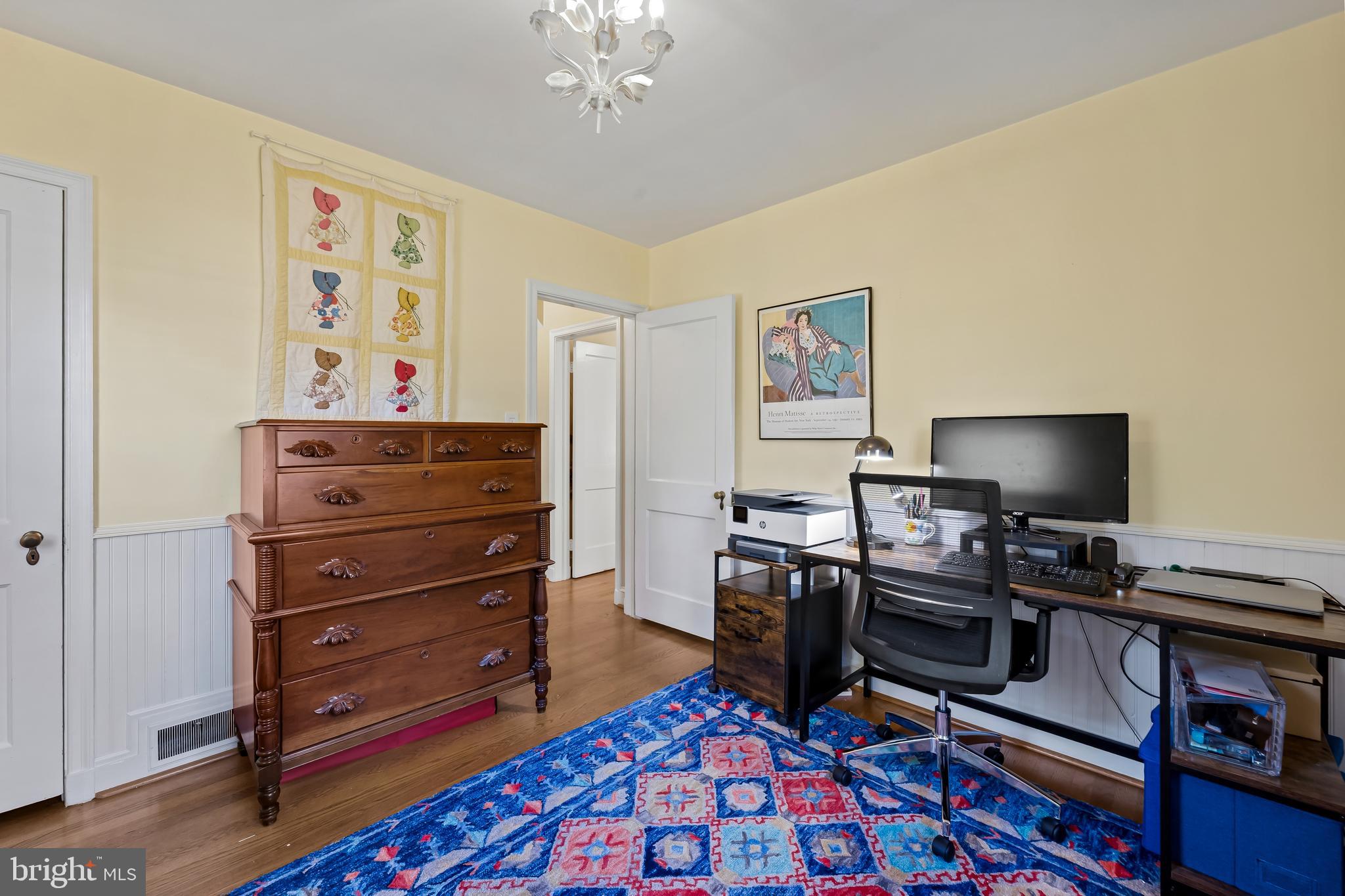 330 BROADMOOR ROAD
